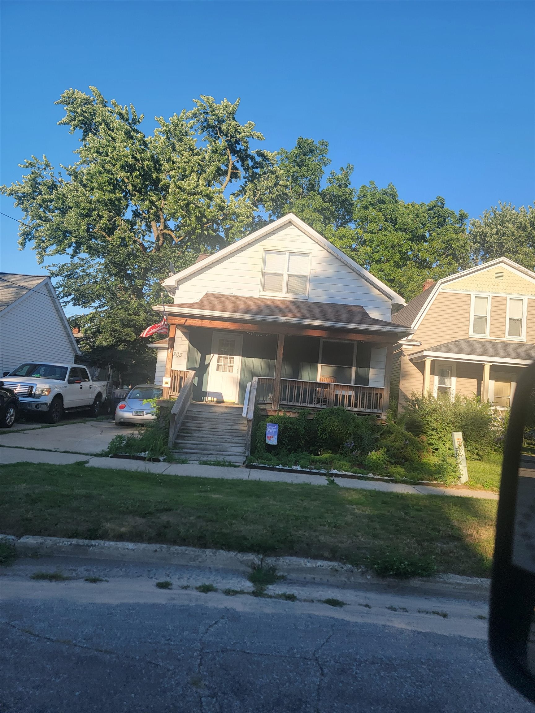 203 S Warner Street — photo