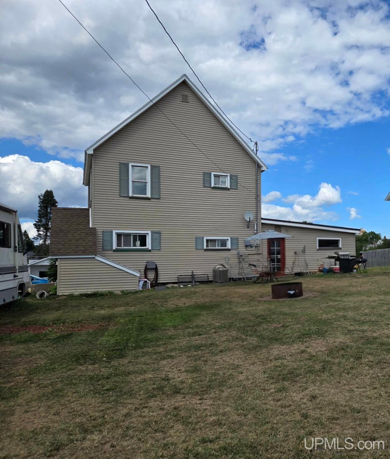 329 Cedar Street, Ishpeming, MI 49849 — photo 2