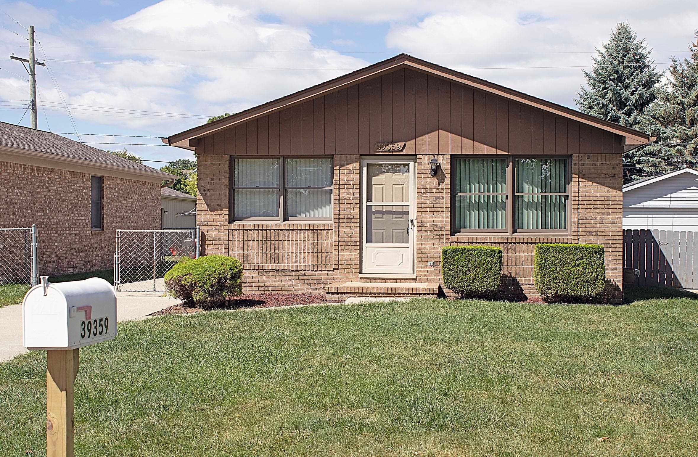 39359 Muffatt Street — photo