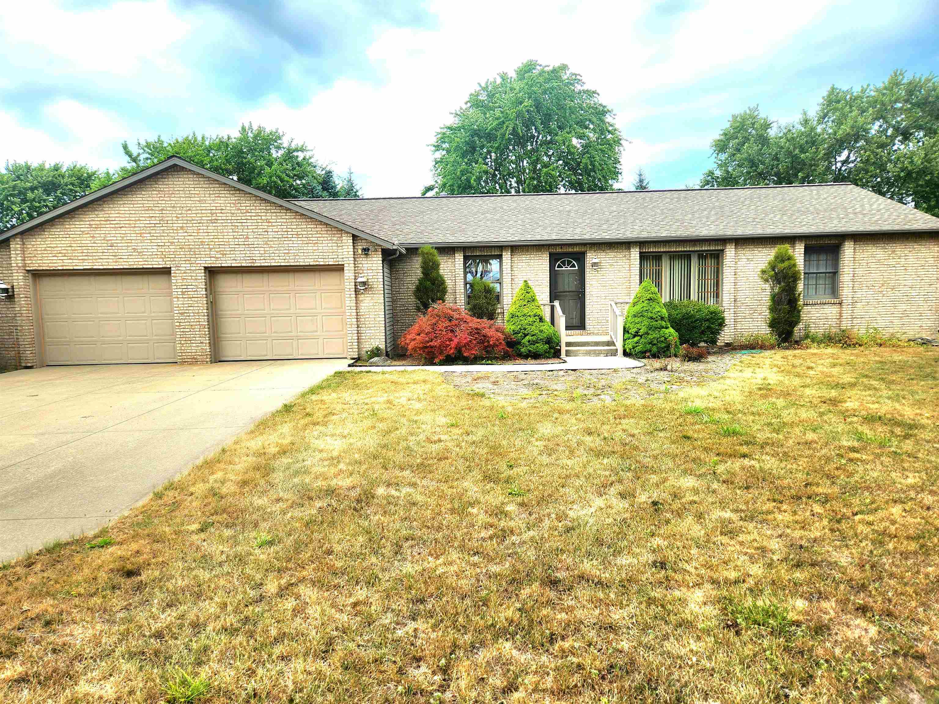 808 W Nebobish Road — photo