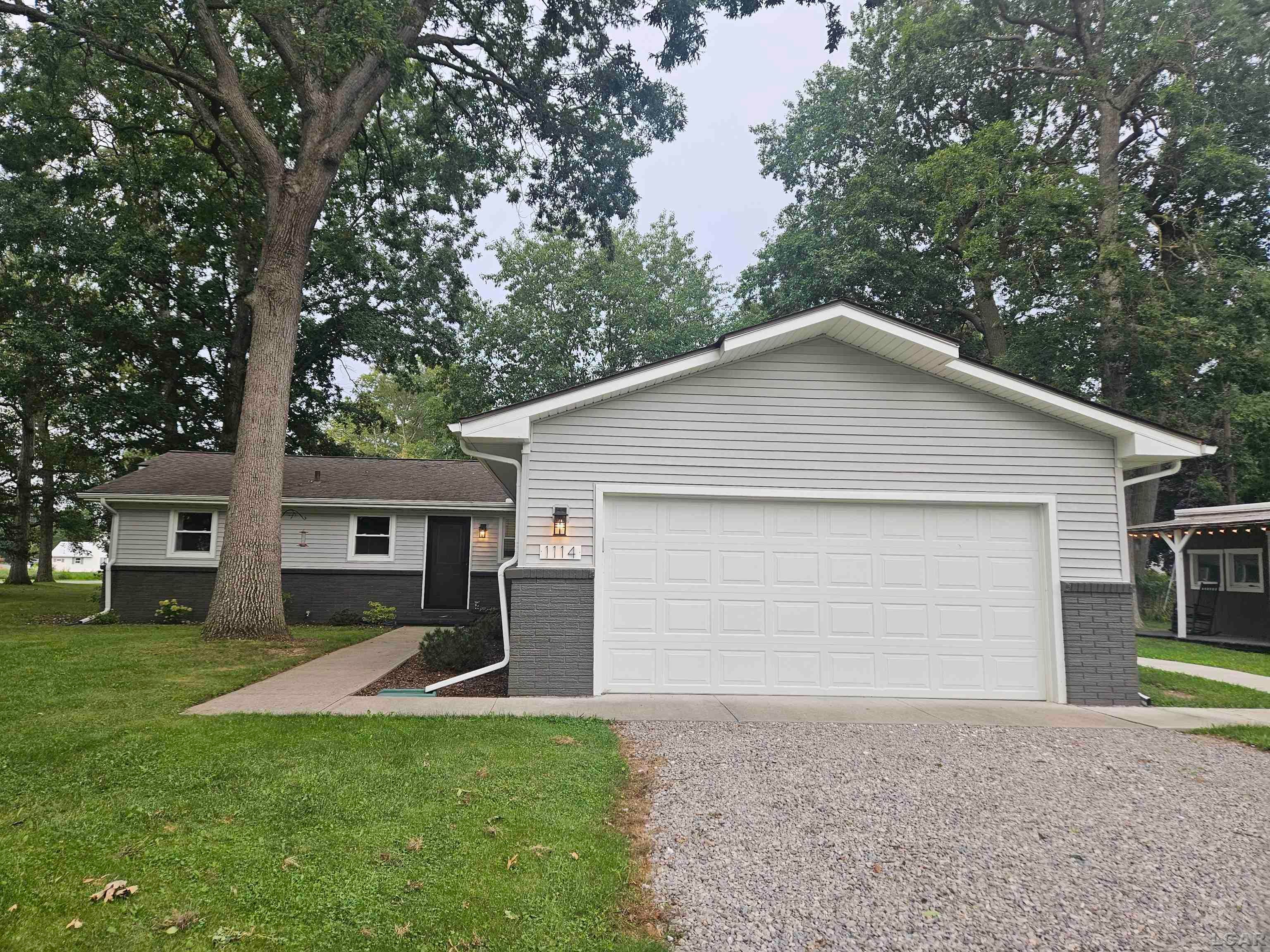 1114 W Samaria Road — photo