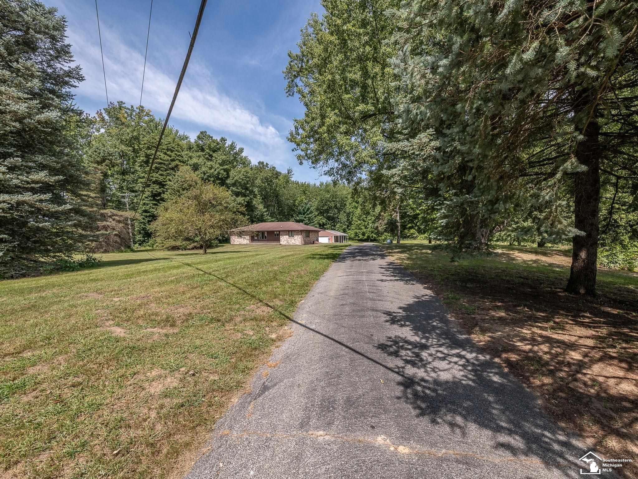 13300 Ida West Road 2 Homes 1 Pole barn/GARAGE & Old Cottage House — photo