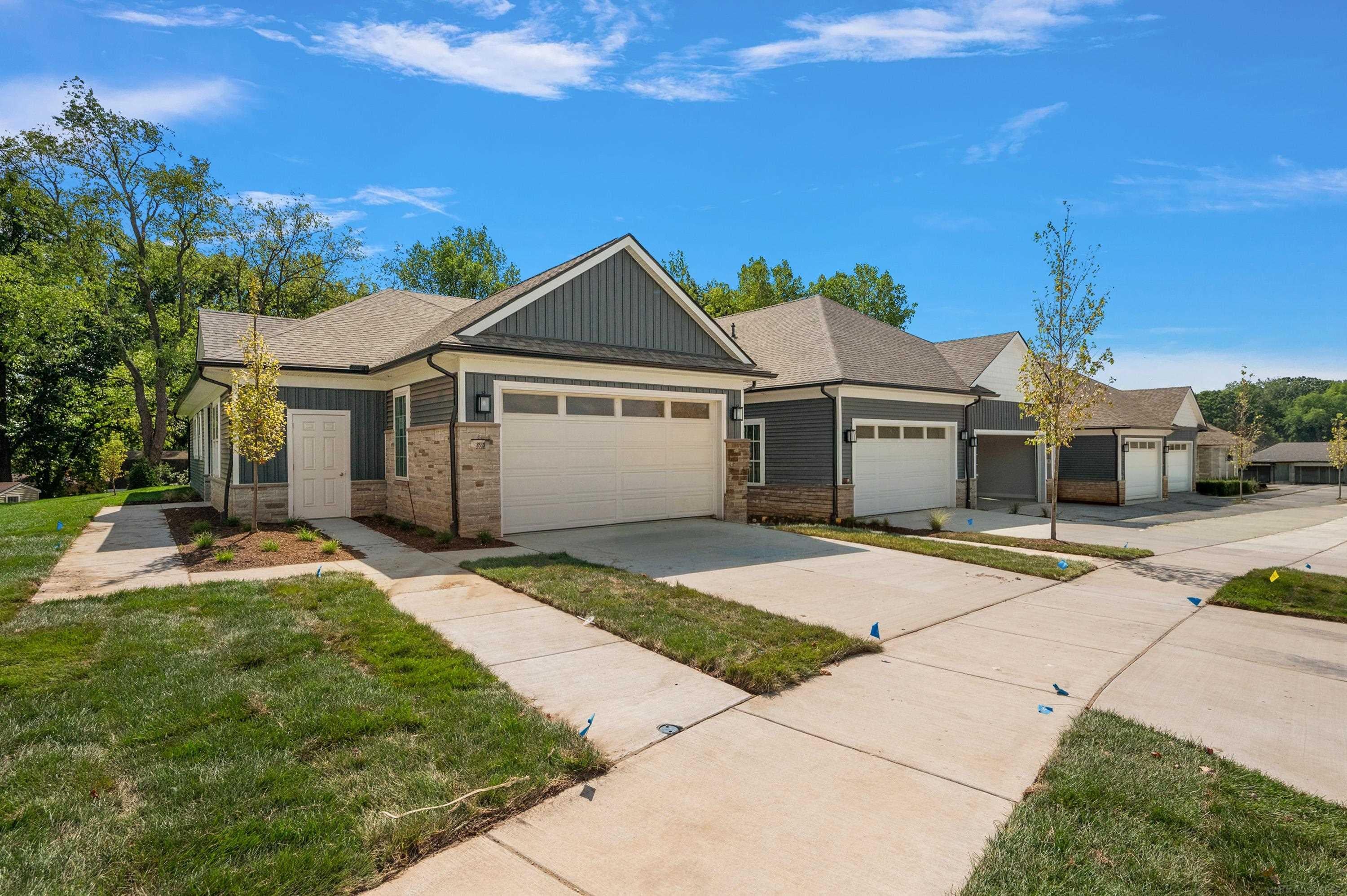 8512 West Valley Drive — photo