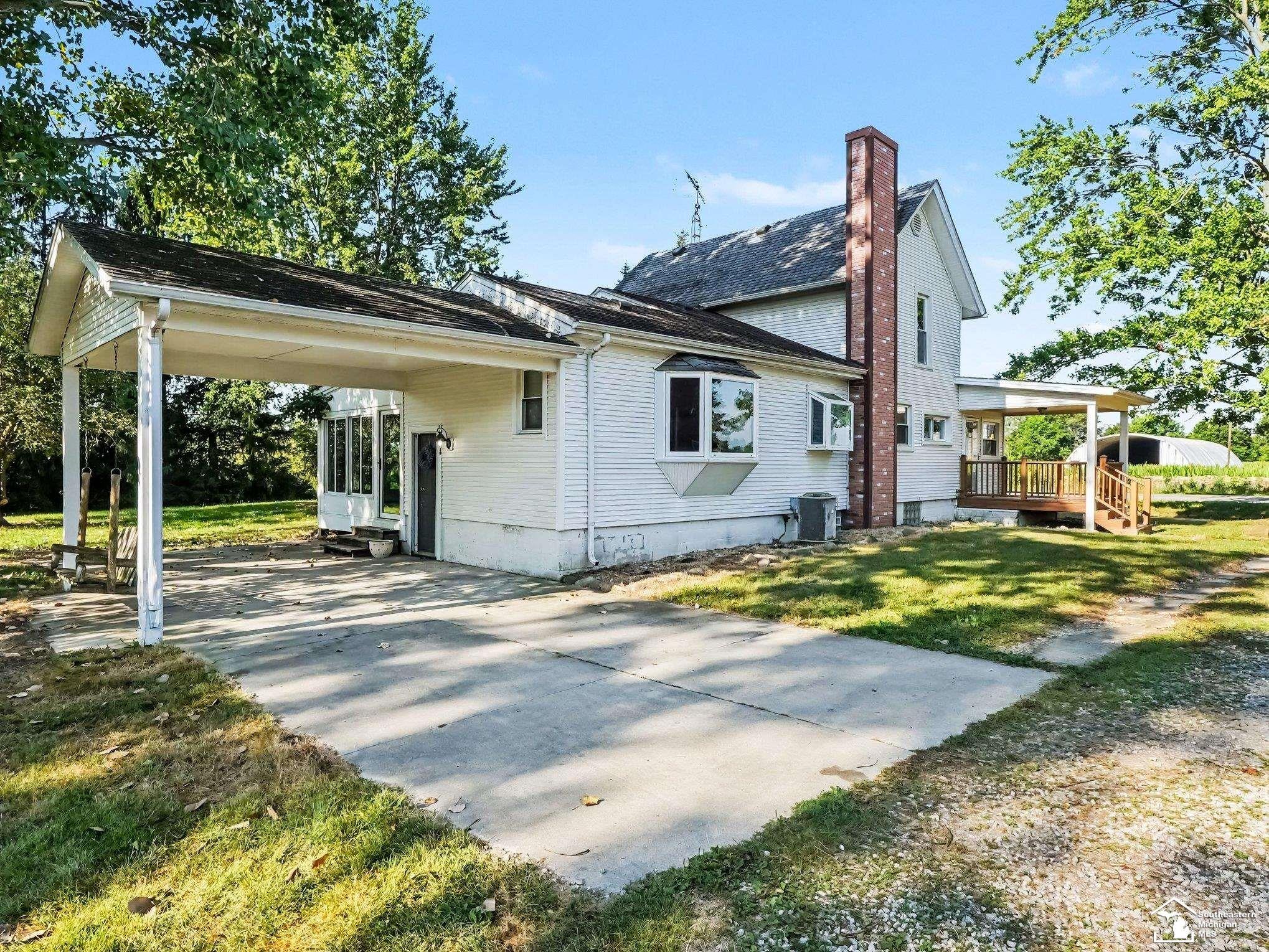 11484 Dennison Road — photo