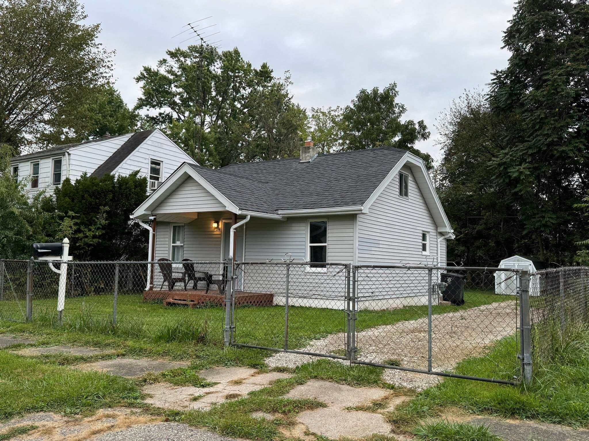 3148 Woodrow Avenue — photo