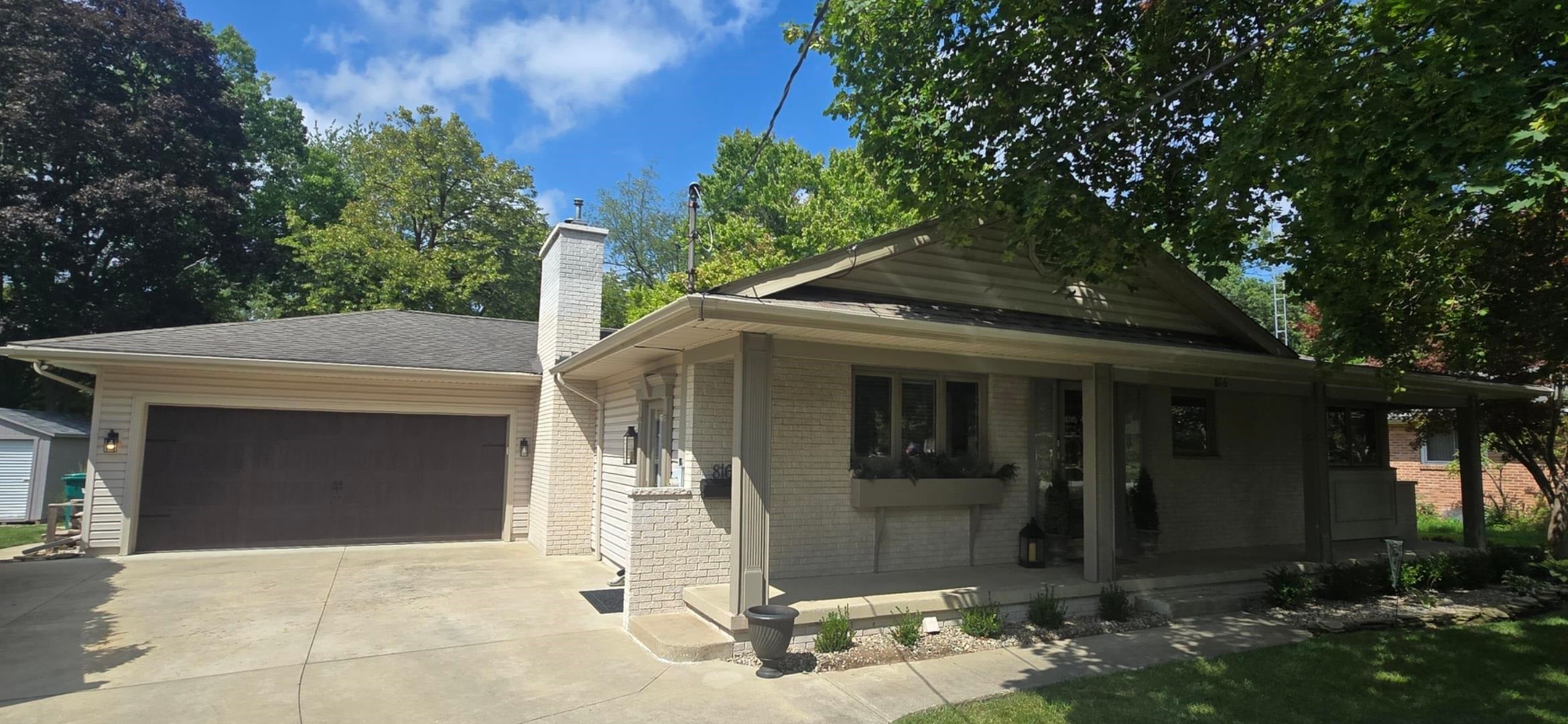 816 Campbell Drive — photo
