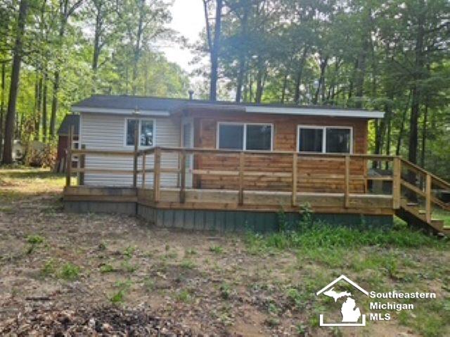 5374 Ferndale Drive — photo