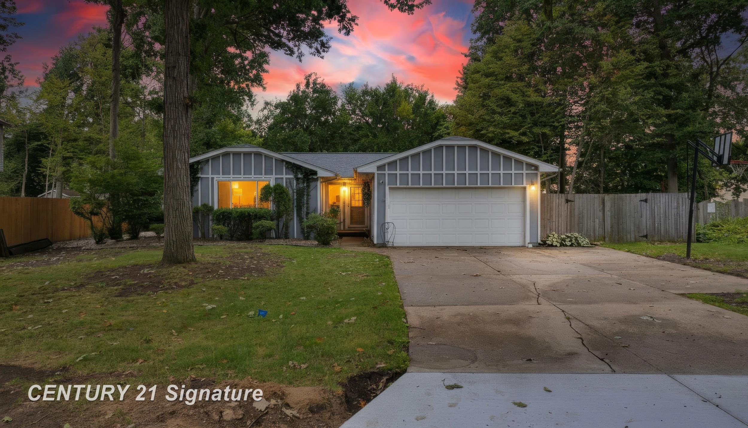 5240 Wishing Well Drive — photo