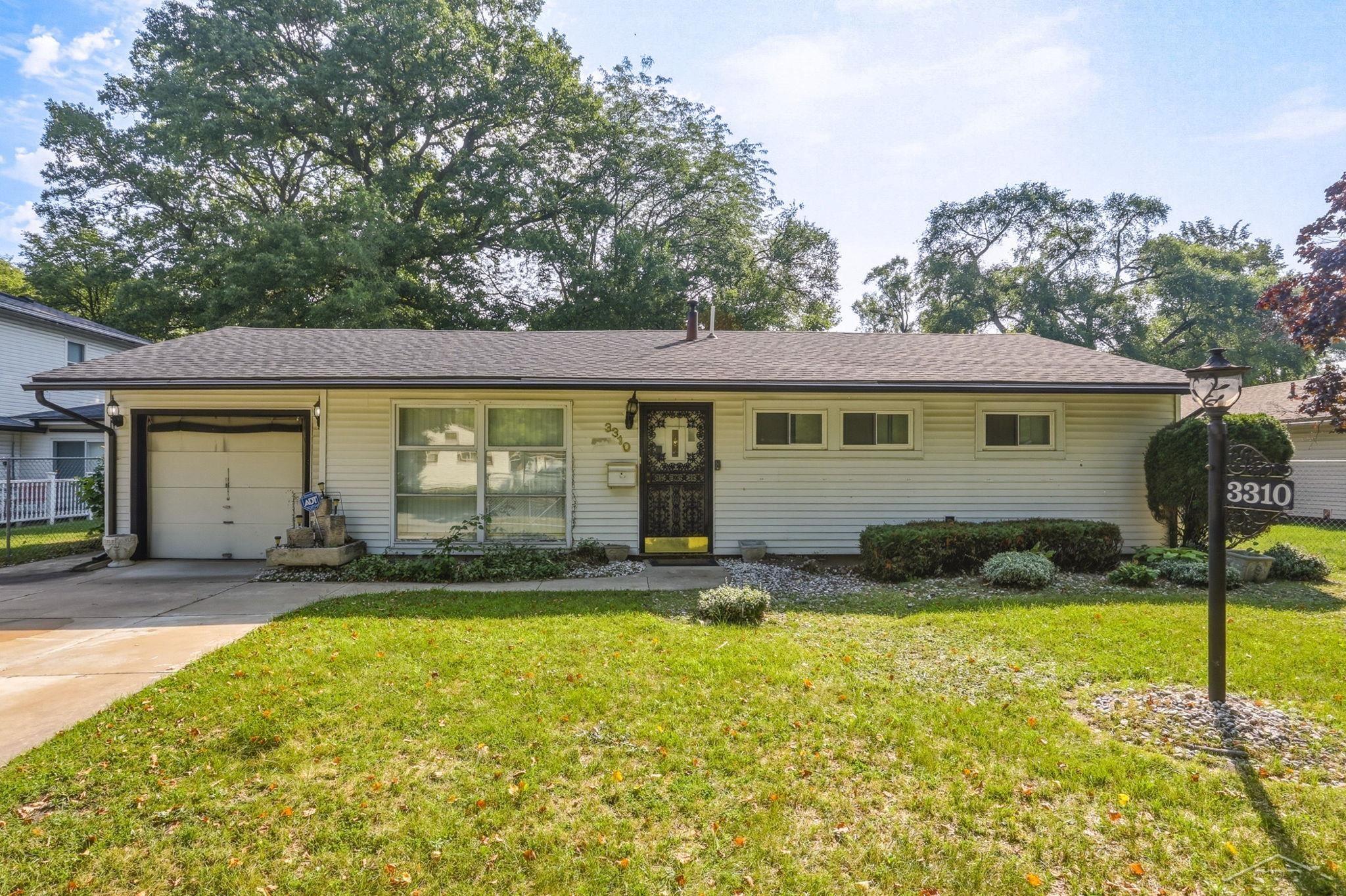 3310 Drexel Drive — photo