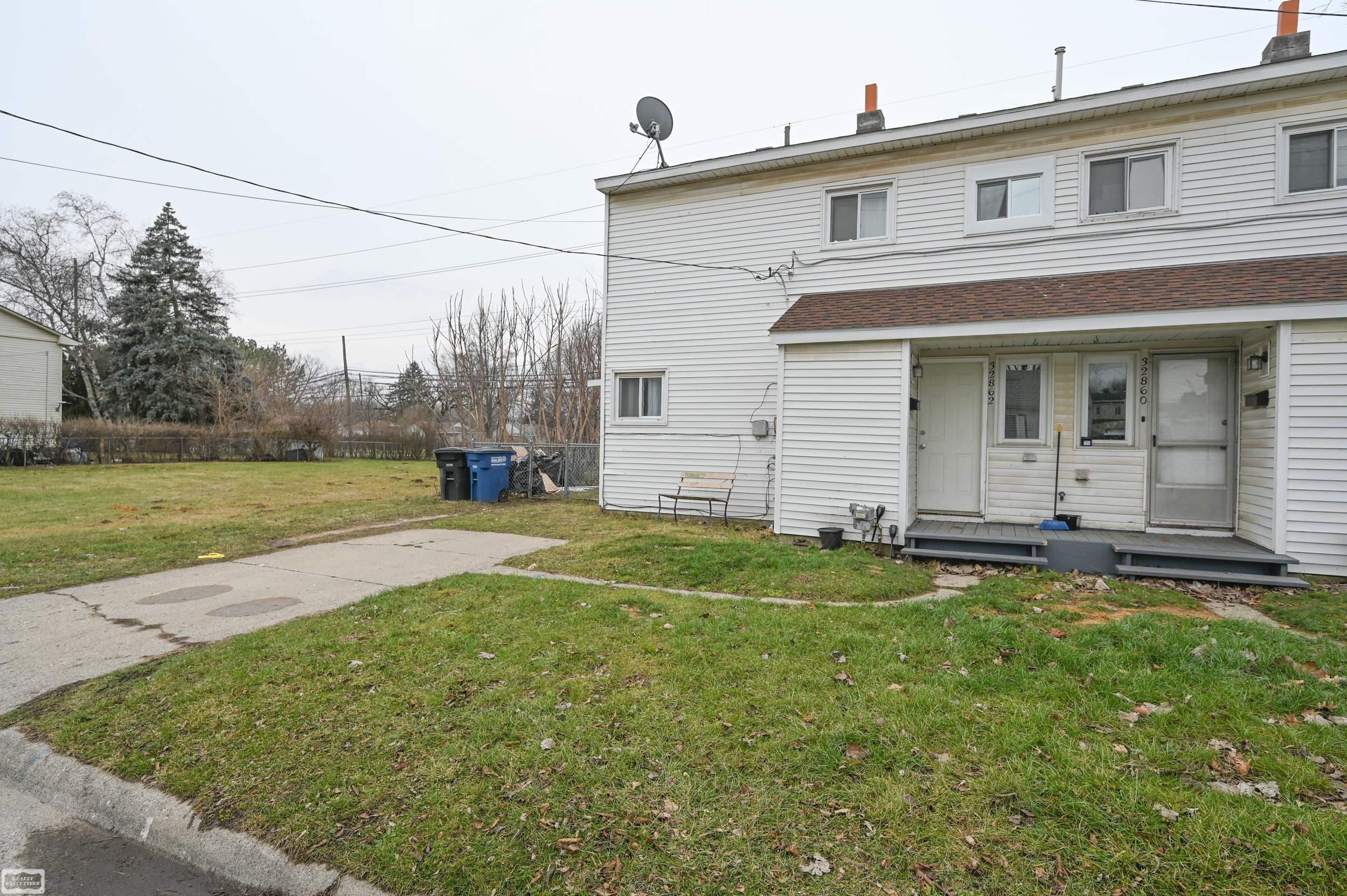 32860 Mecosta Court — photo