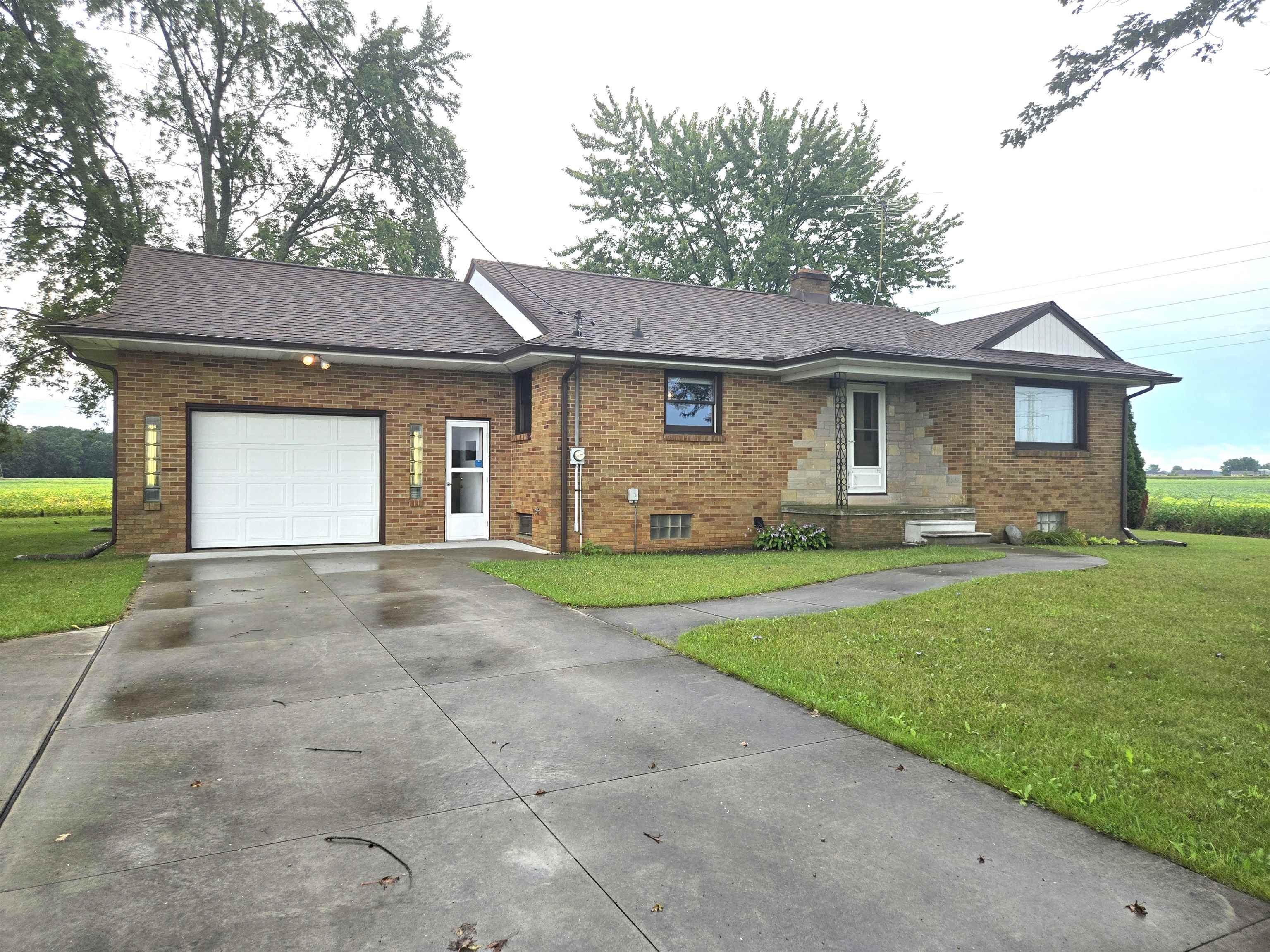 6853 Frankenlust Road — photo