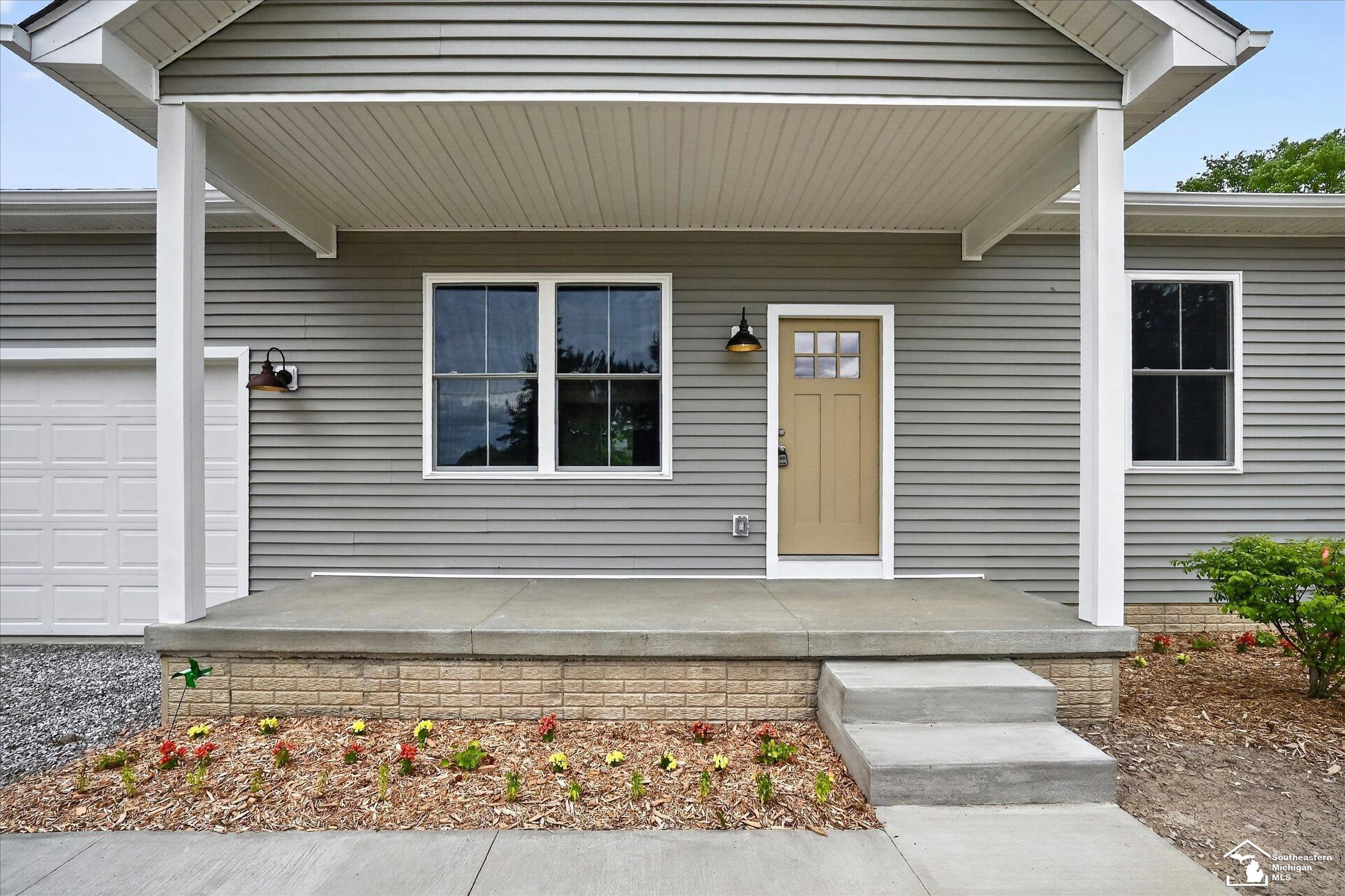 926 Ford Road, Carleton, MI 48117 — photo 3
