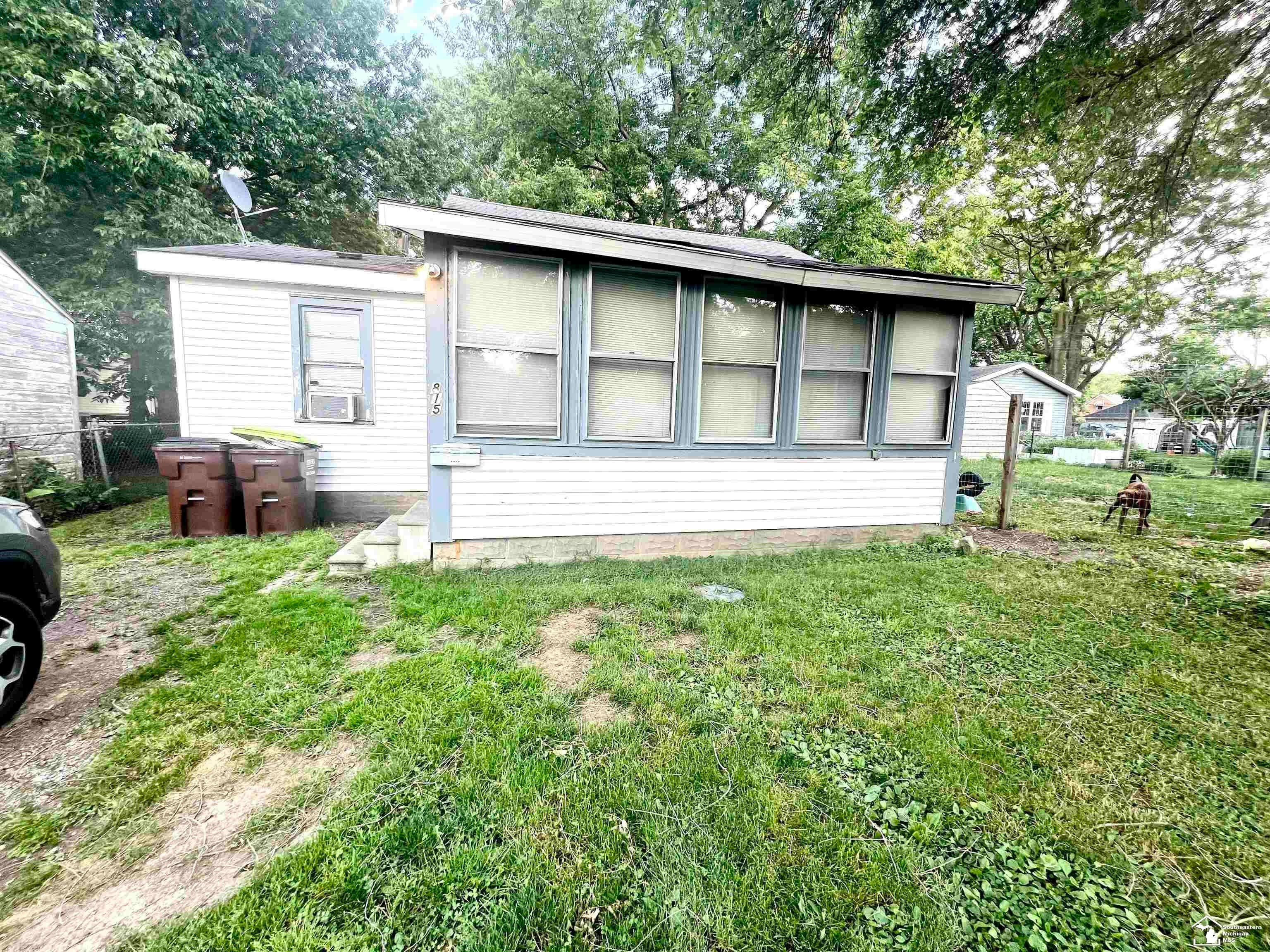 815 Hubble Street — photo