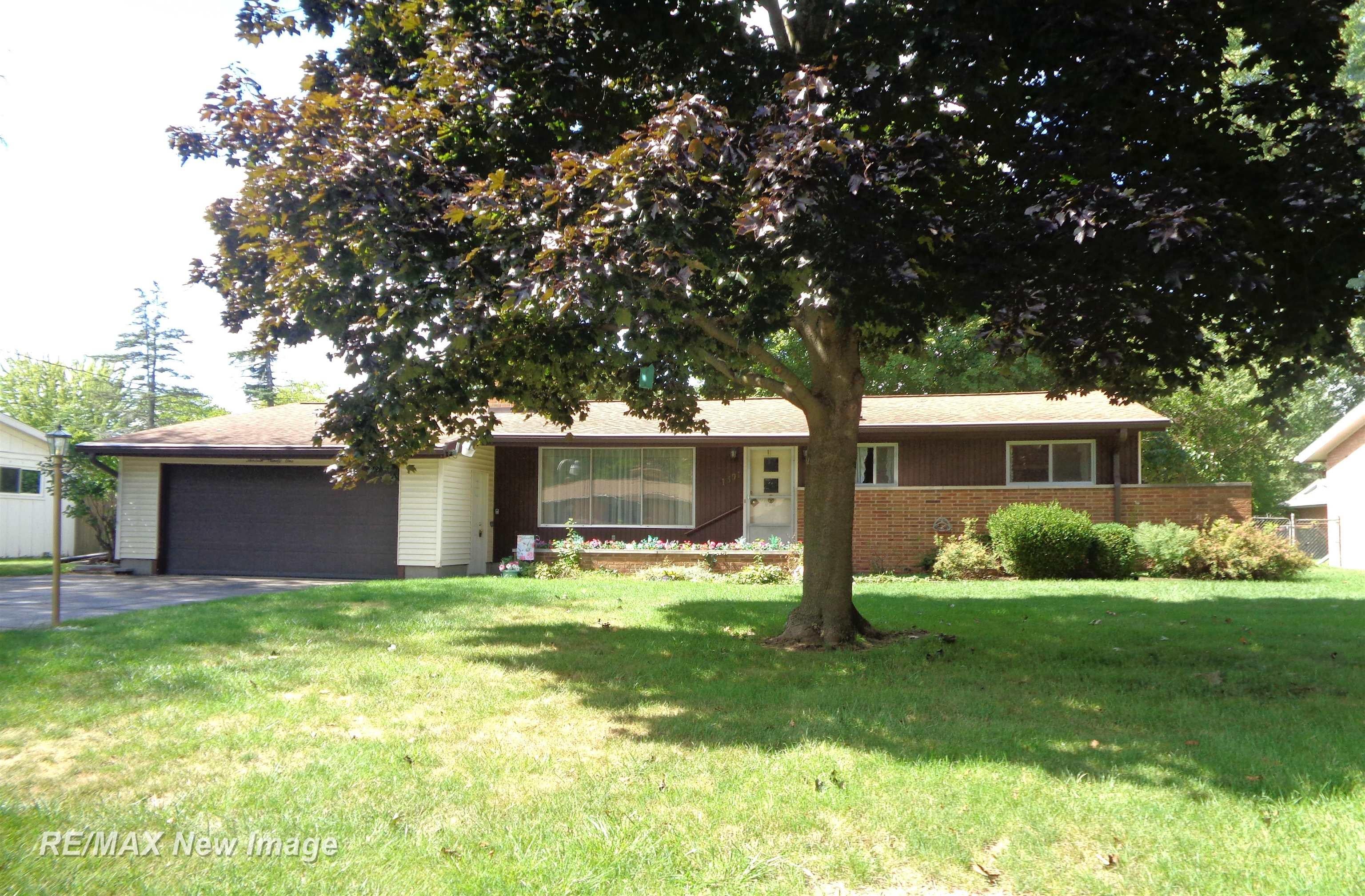 1391 Sauk Lane — photo