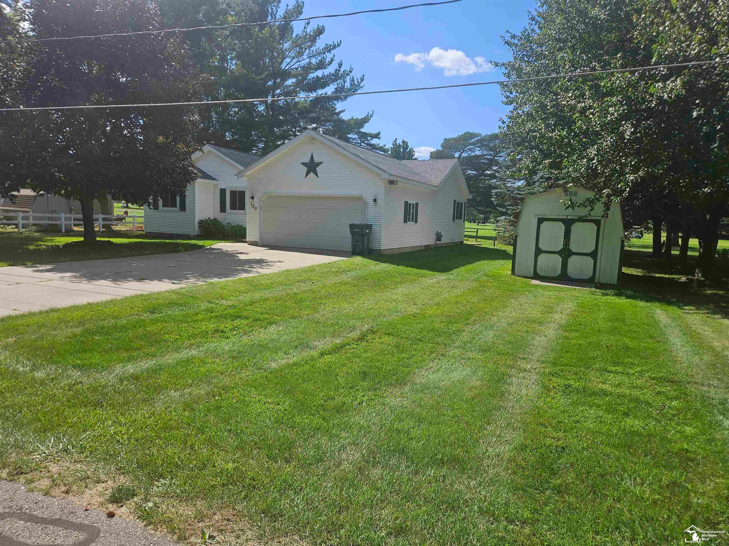 120 White Deer Trail Road — photo