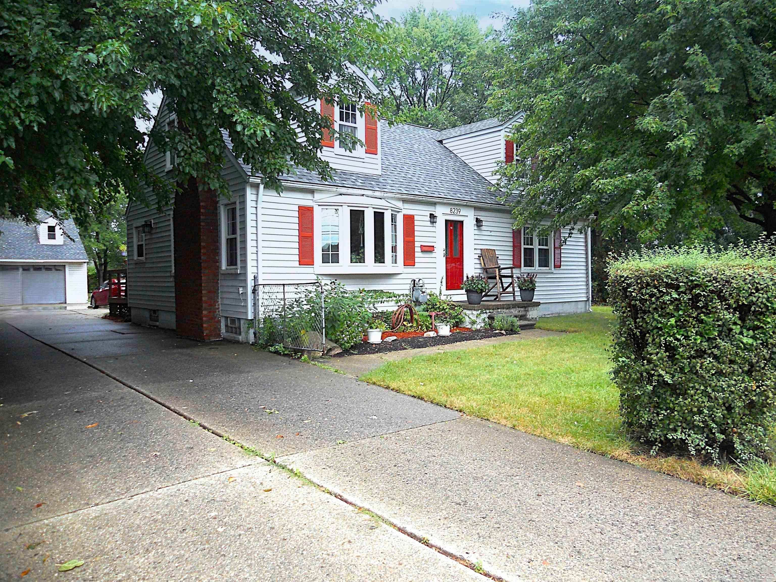 8239 Garbor Drive — photo