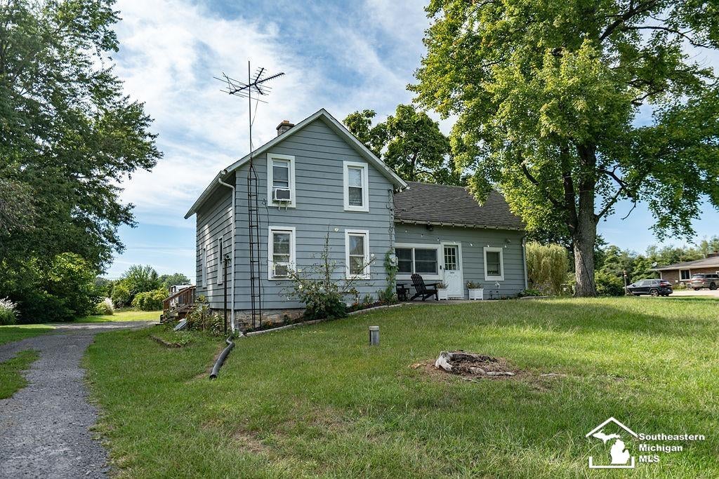 5400 Douglas Road — photo