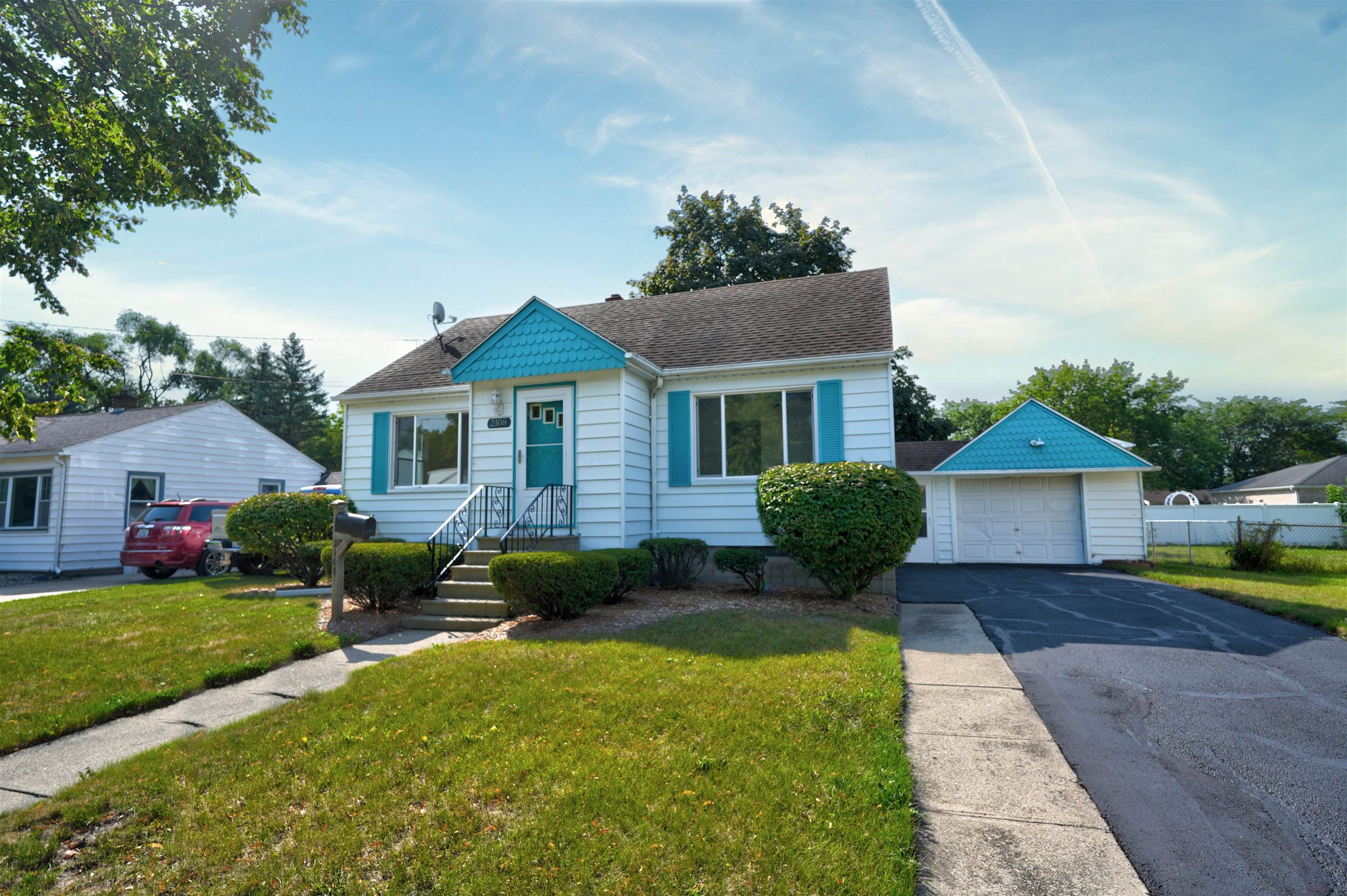 2108 Tackle Street — photo