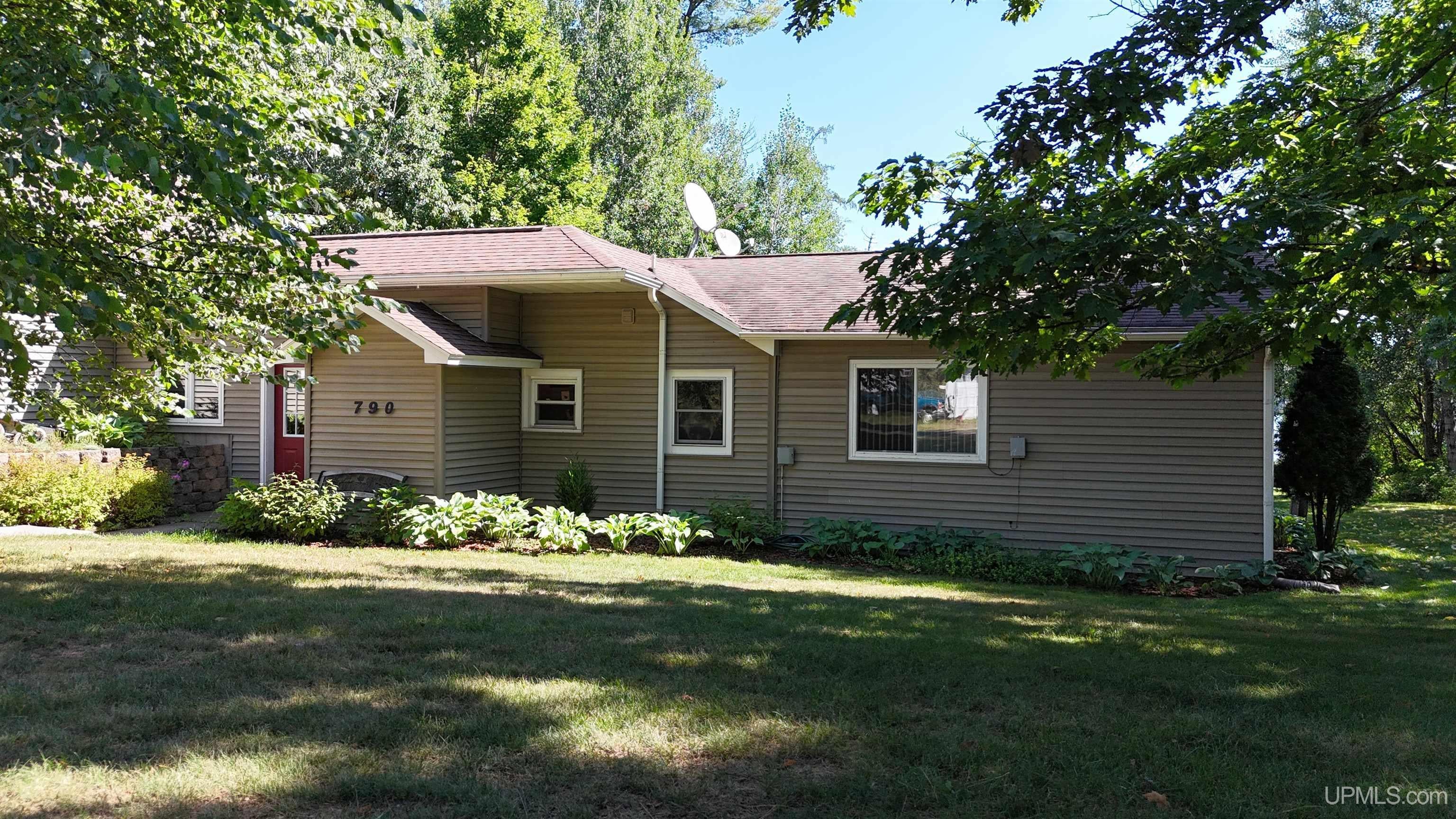 790 N Horseshoe Lake Drive — photo