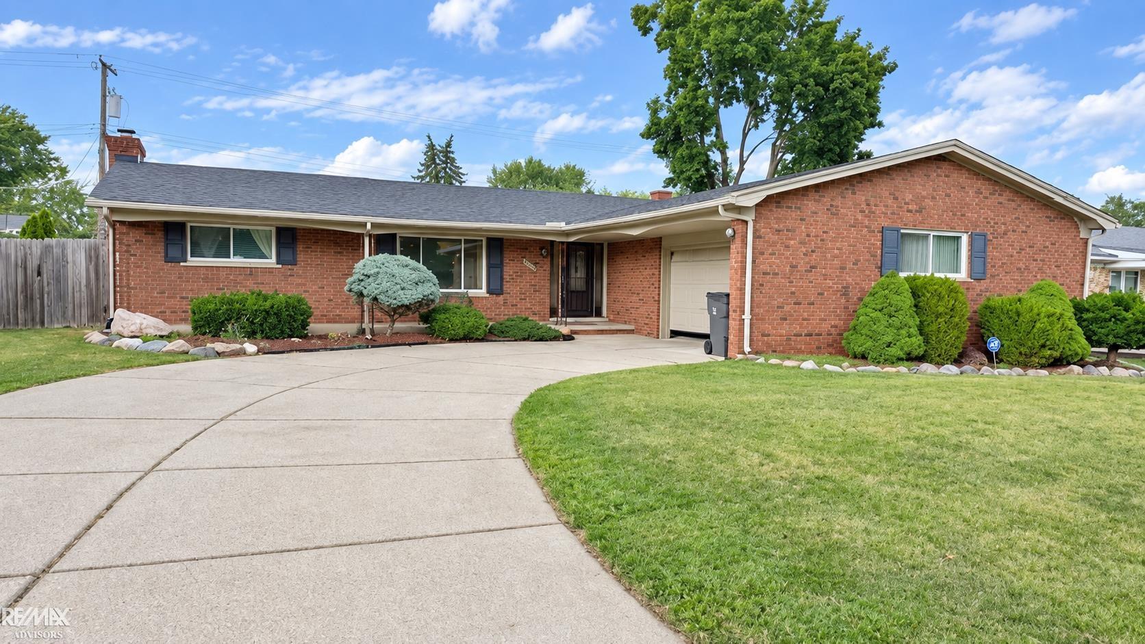 35358 Bobcean Road — photo