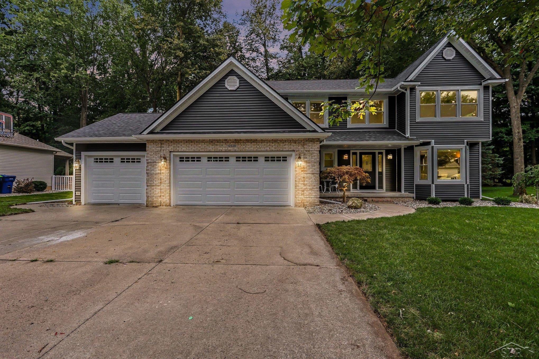 12529 Whisper Ridge Drive — photo