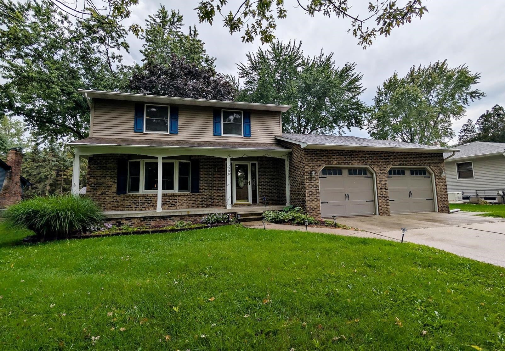306 N Hampton Drive — photo