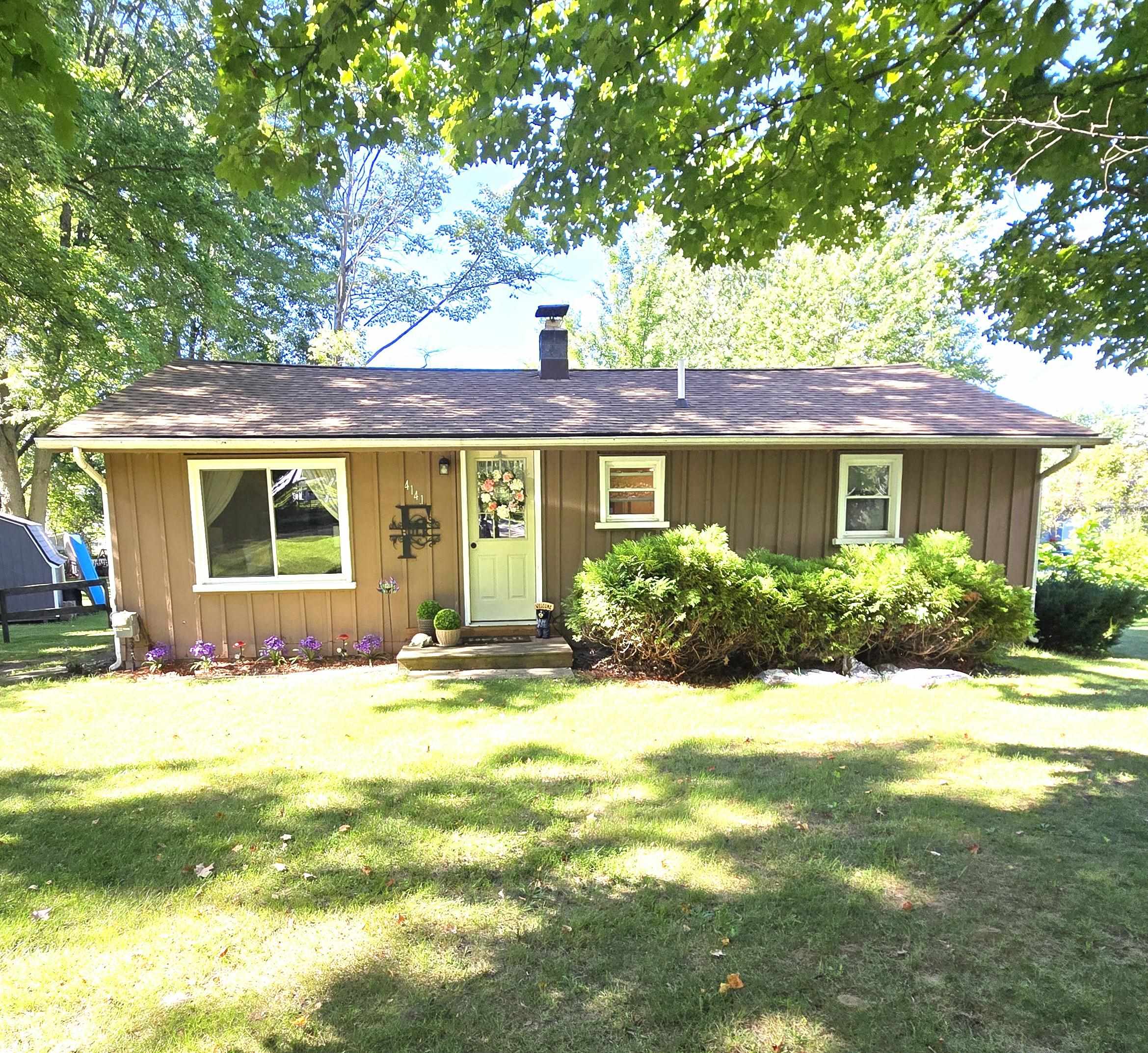 4141 Clendenning Road — photo