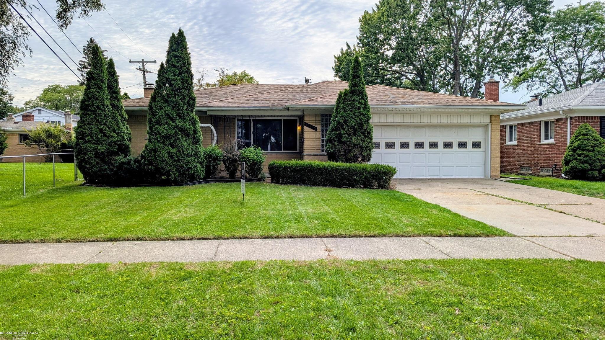 31225 Frank Drive — photo