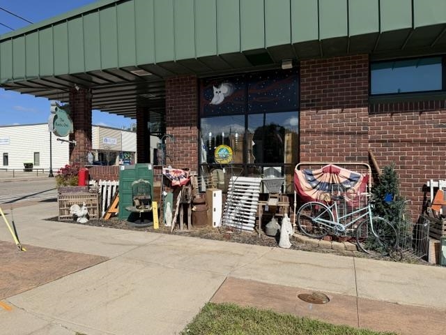 105 E Main Street, Harrison, MI 48625 — photo 3