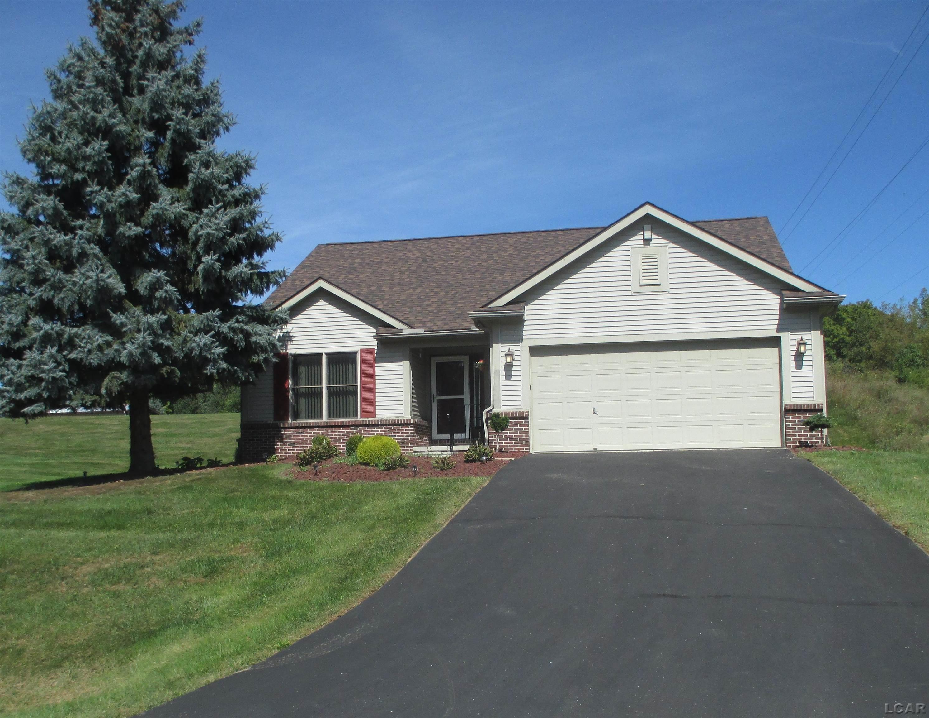 2304 Woodridge Drive — photo