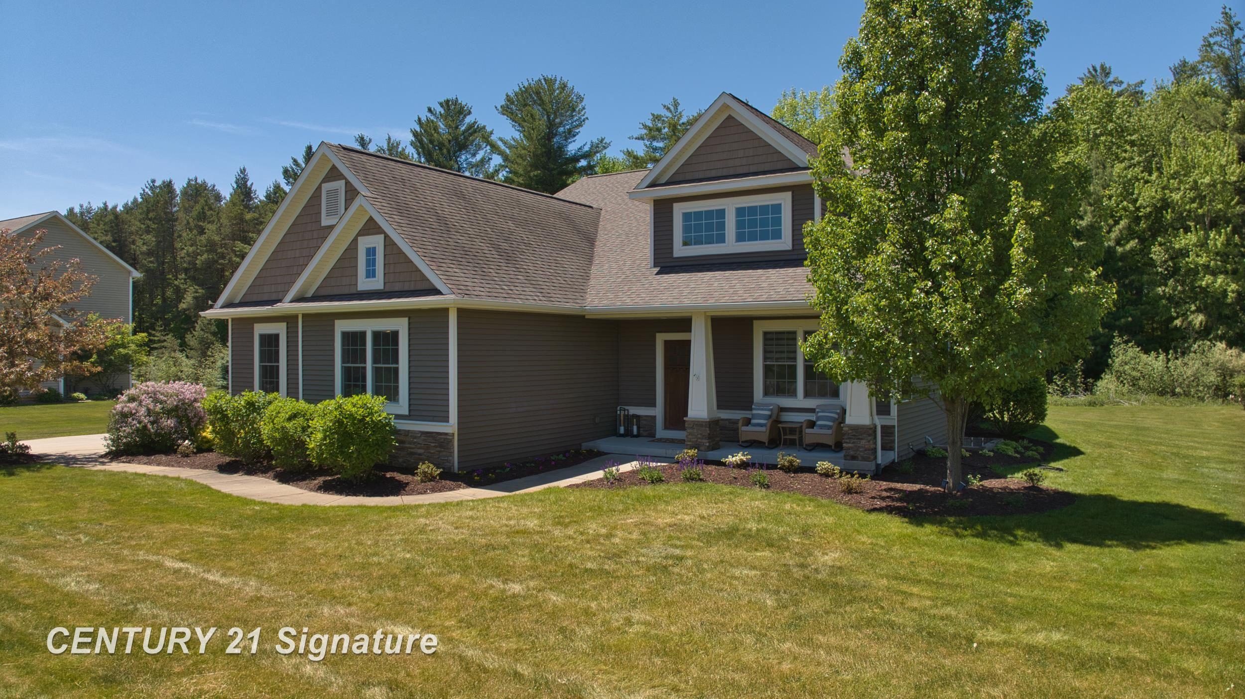 2083 N Harvest Circle — photo