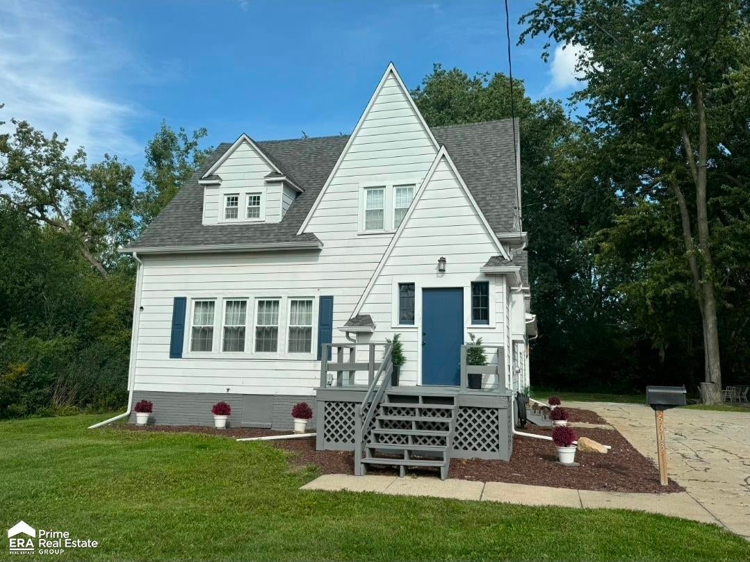 5303 Dixie Highway — photo