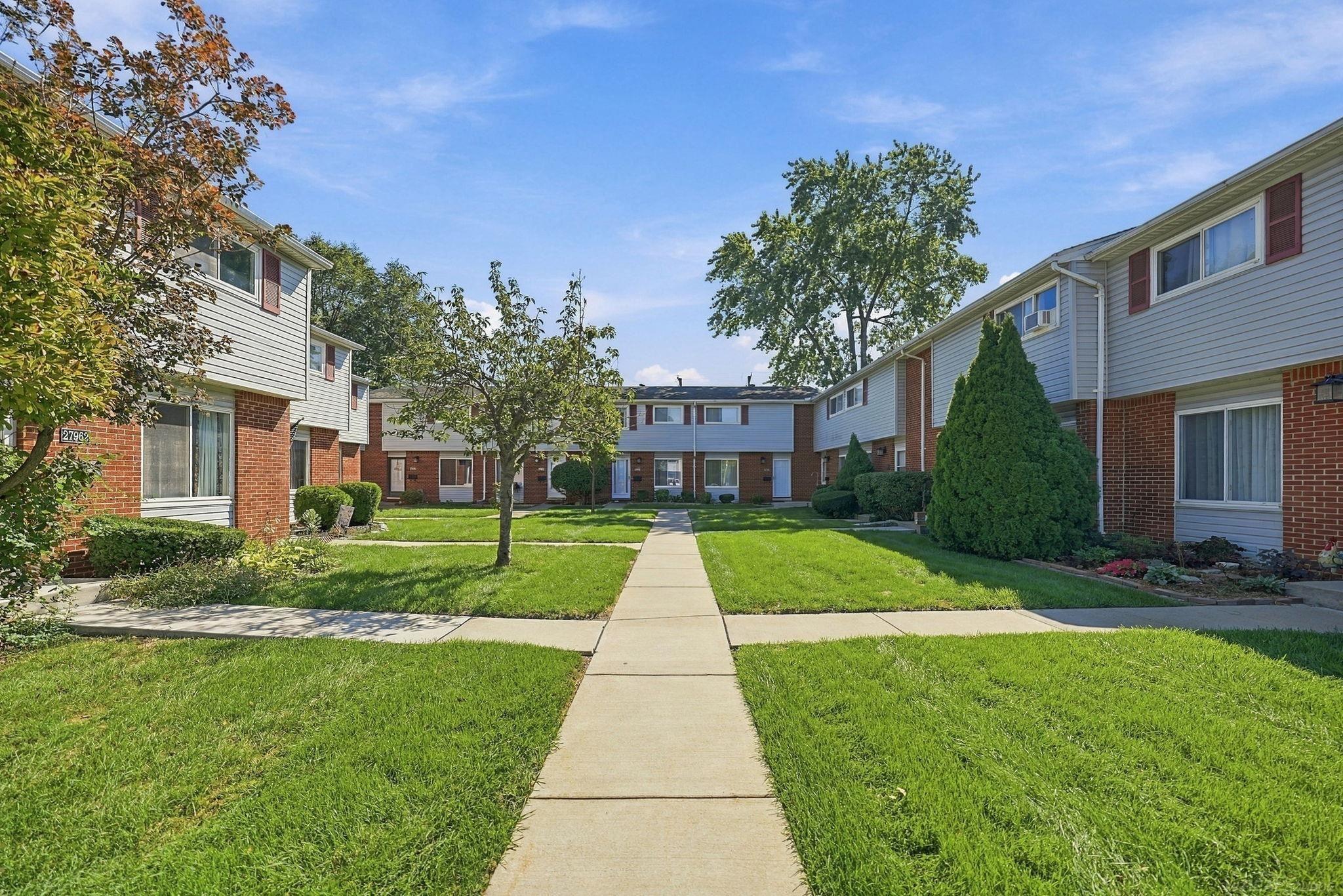 27908 Eastwick Square Drives — photo