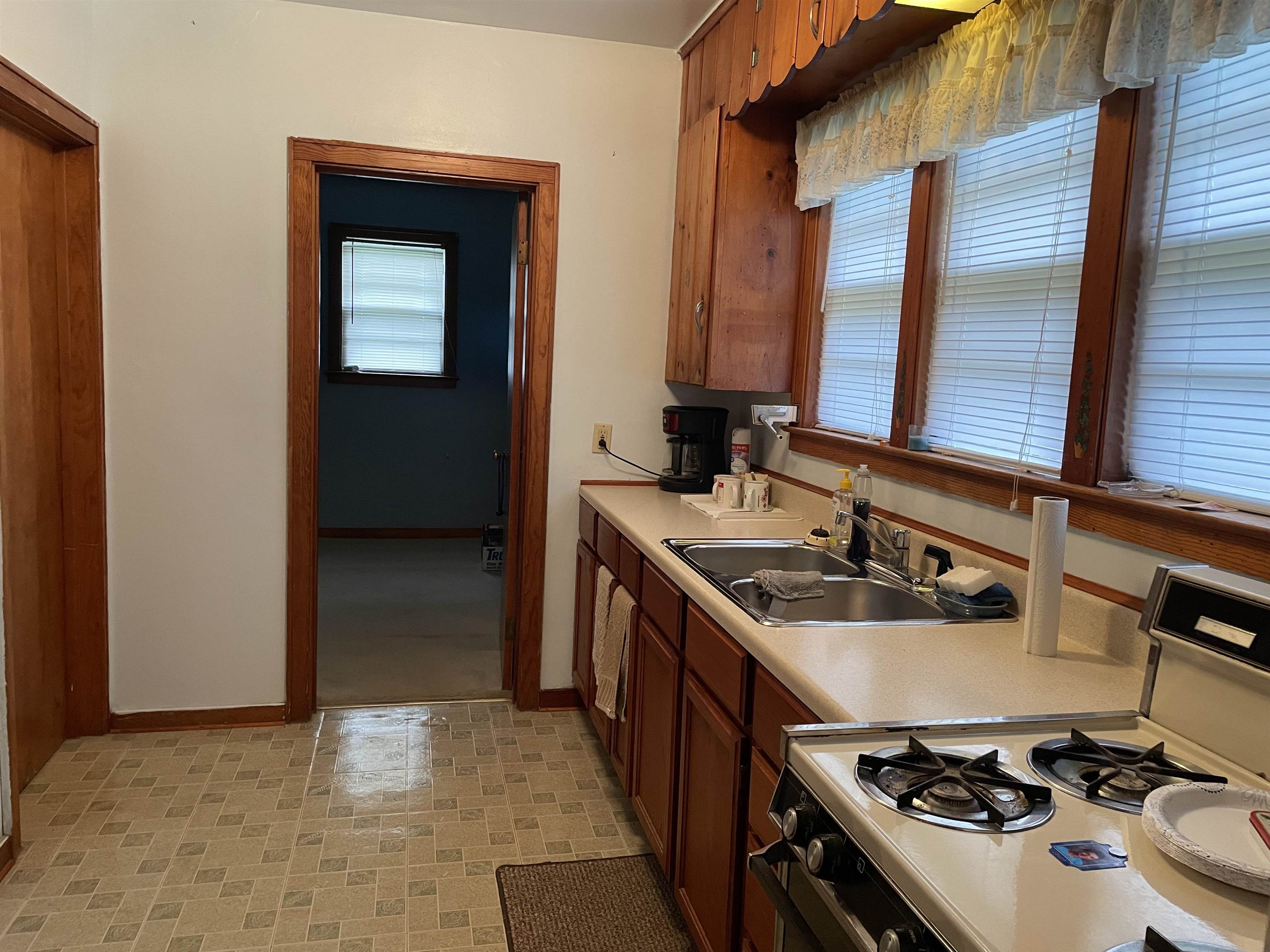 2671 E Maple Road, Clare, MI 48617 — photo 3