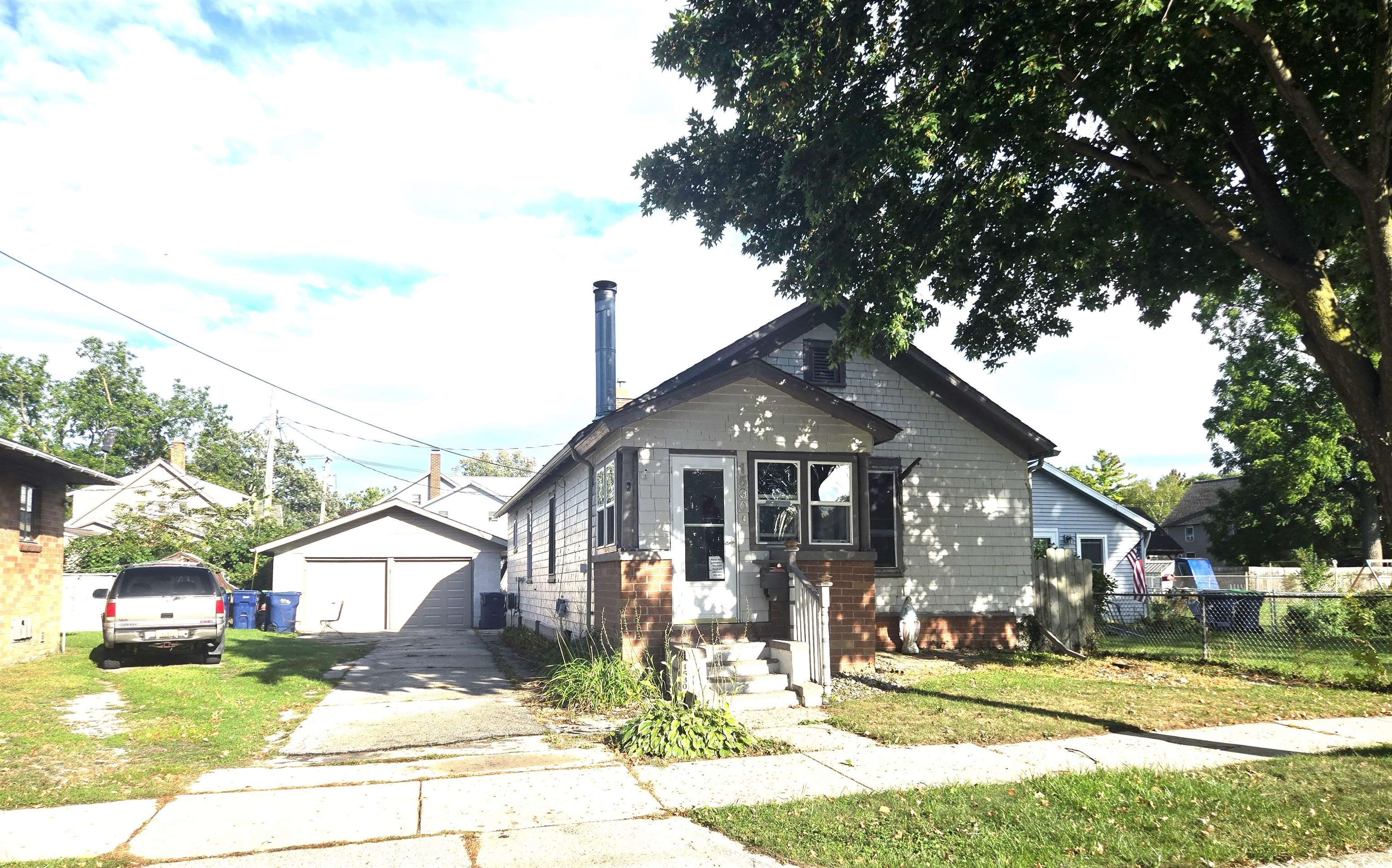 1530 Elizabeth Street — photo