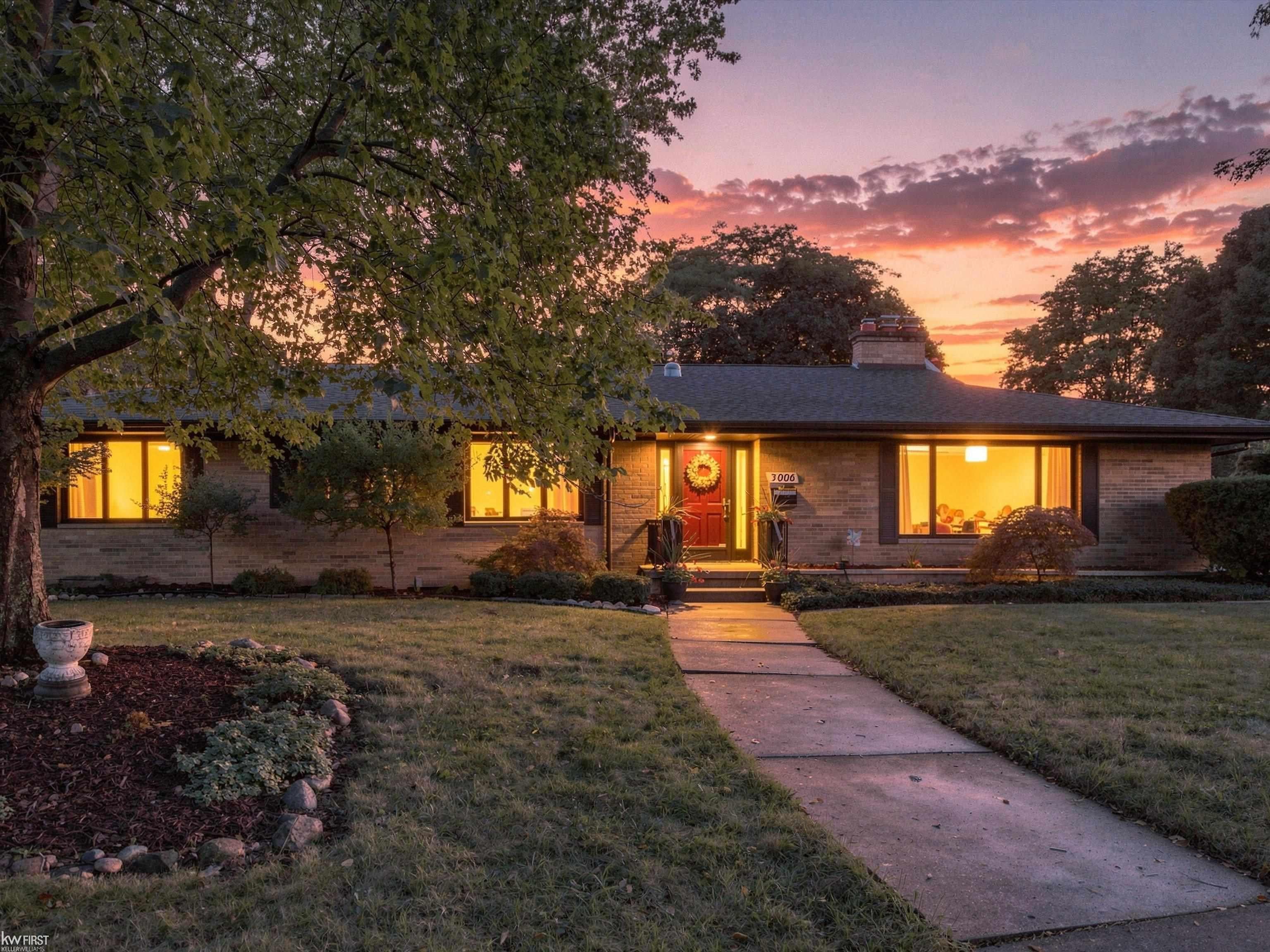 3006 Hawthorne Drive — photo