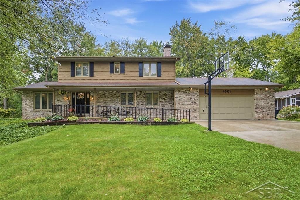 4501 Forestview Drive — photo