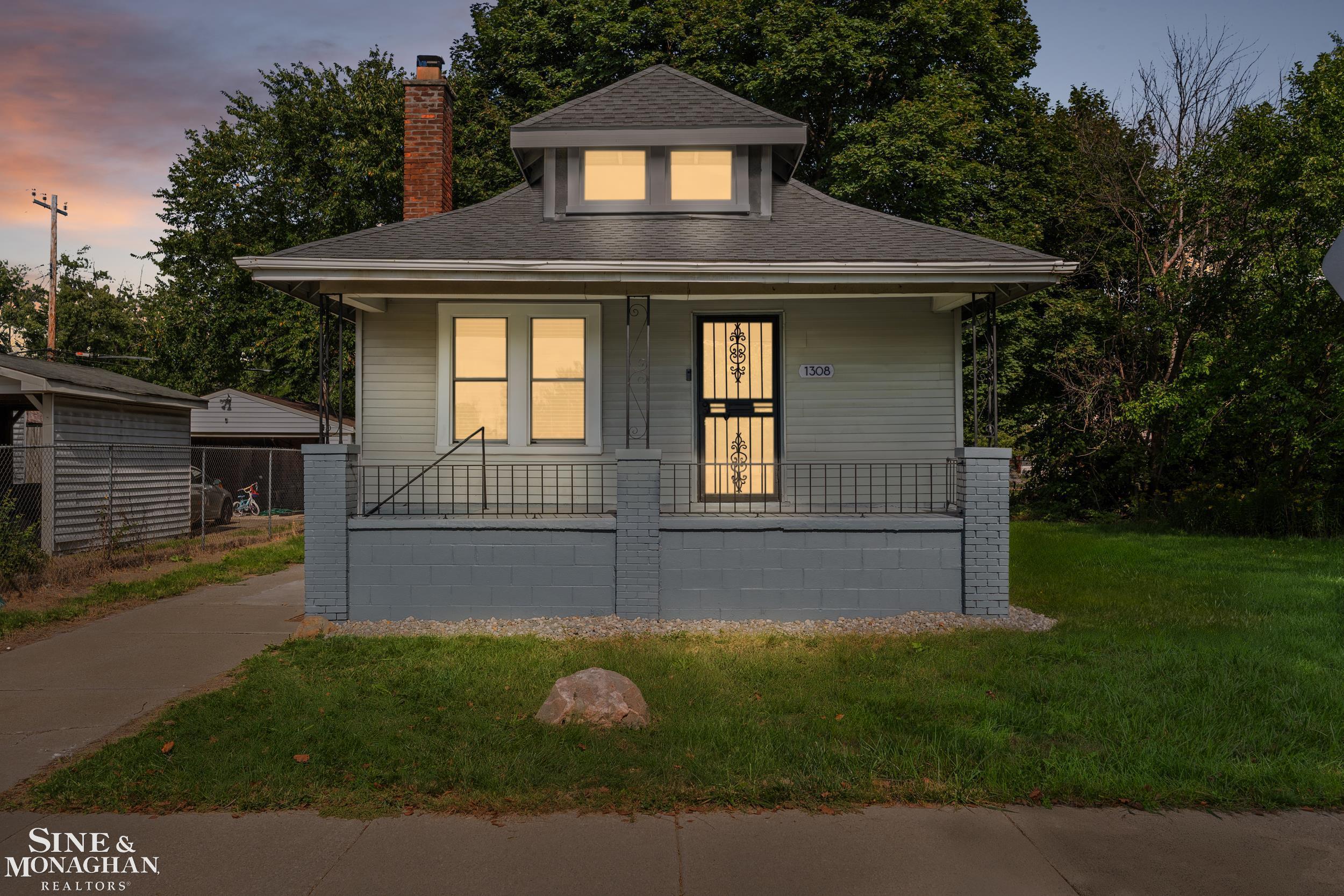 1308 Ashland Street — photo