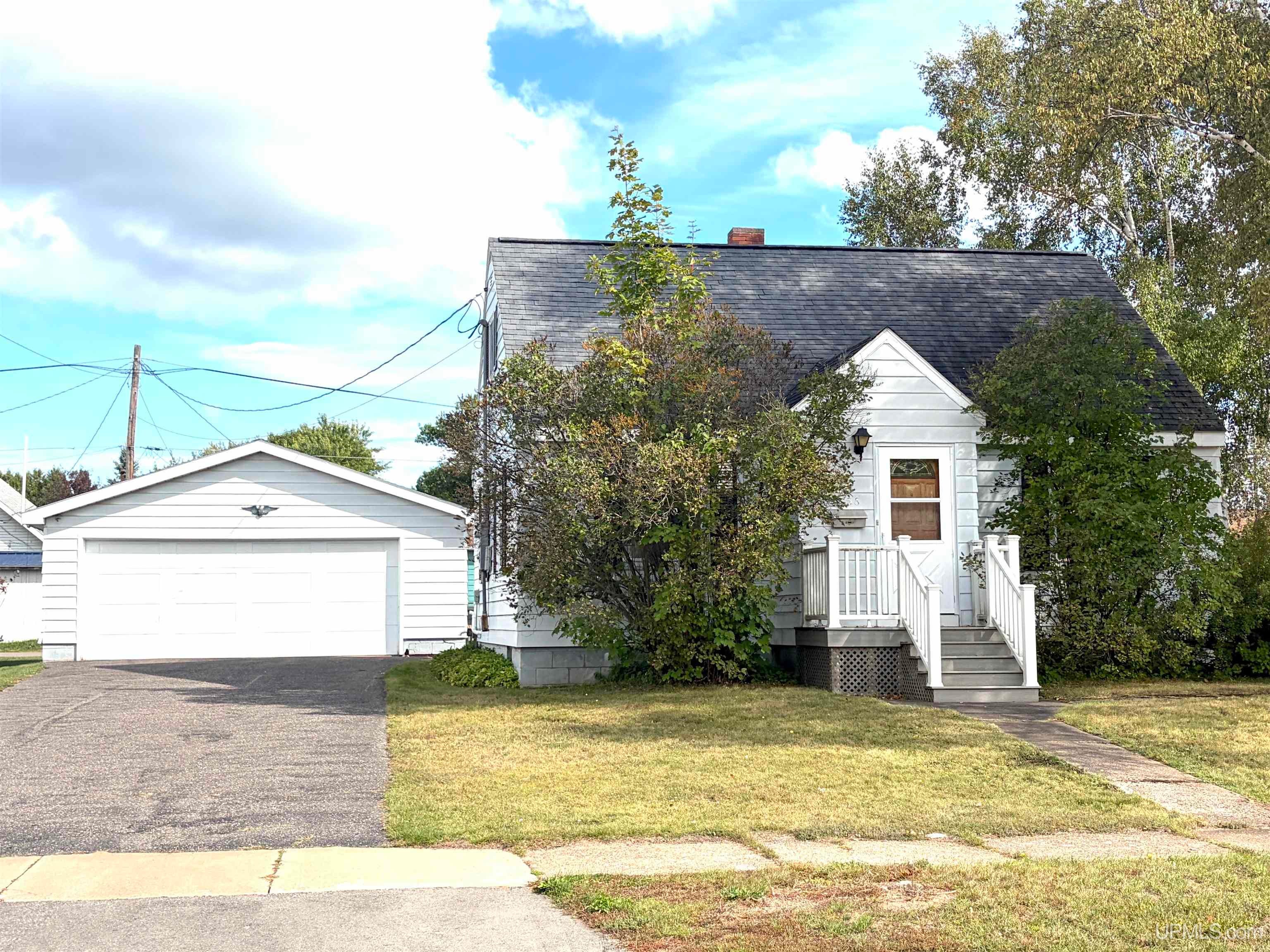 1836 Prairie Avenue — photo