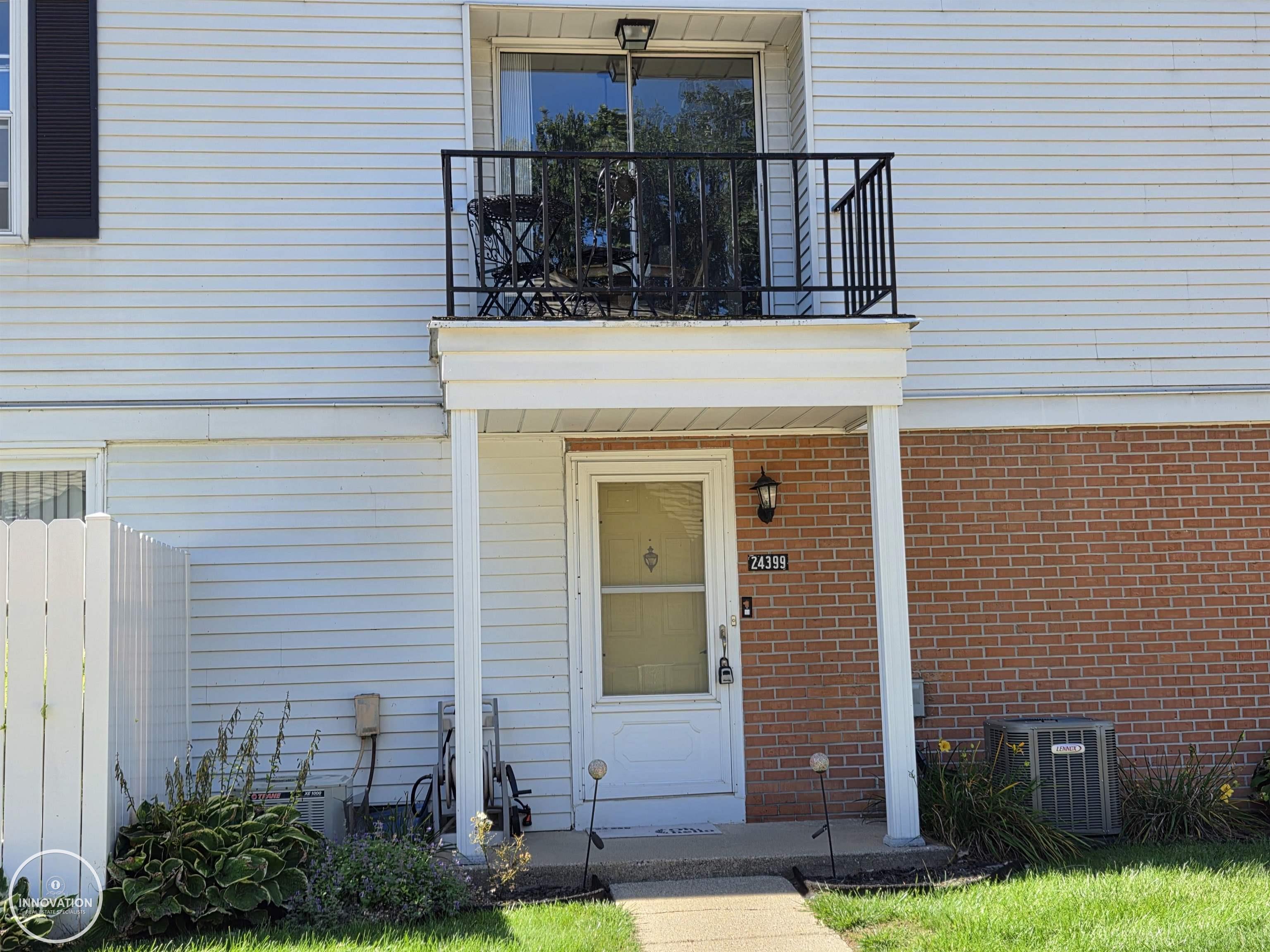 24399 Meadowbridge Drive — photo