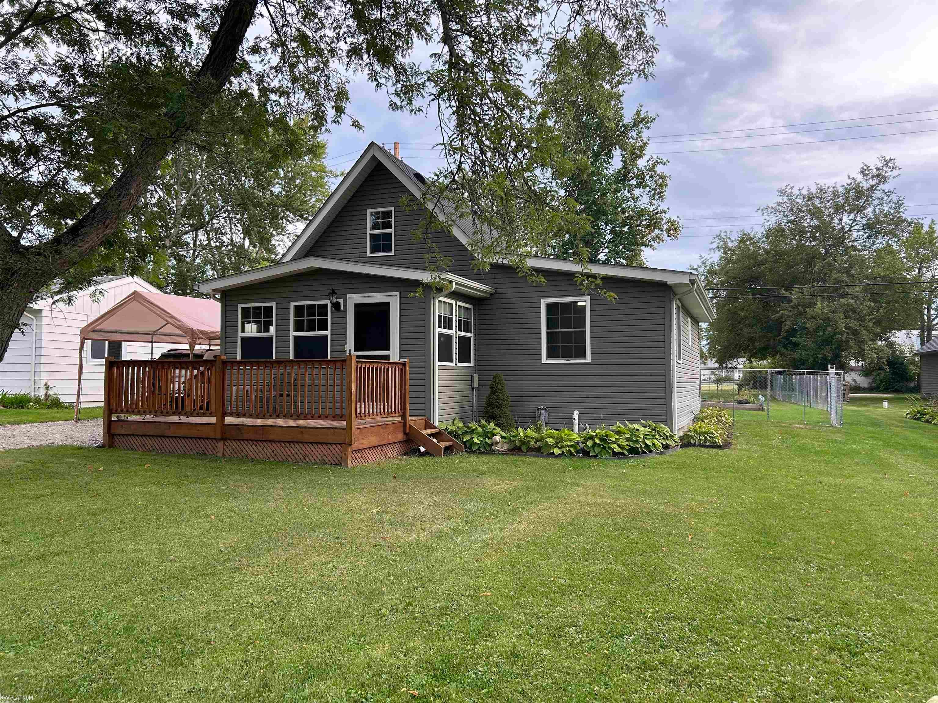 7342 Southwood Road — photo
