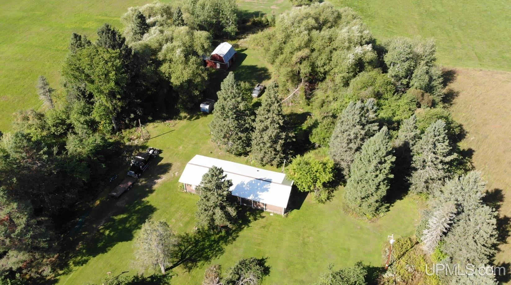 24423 Clayco Road — photo