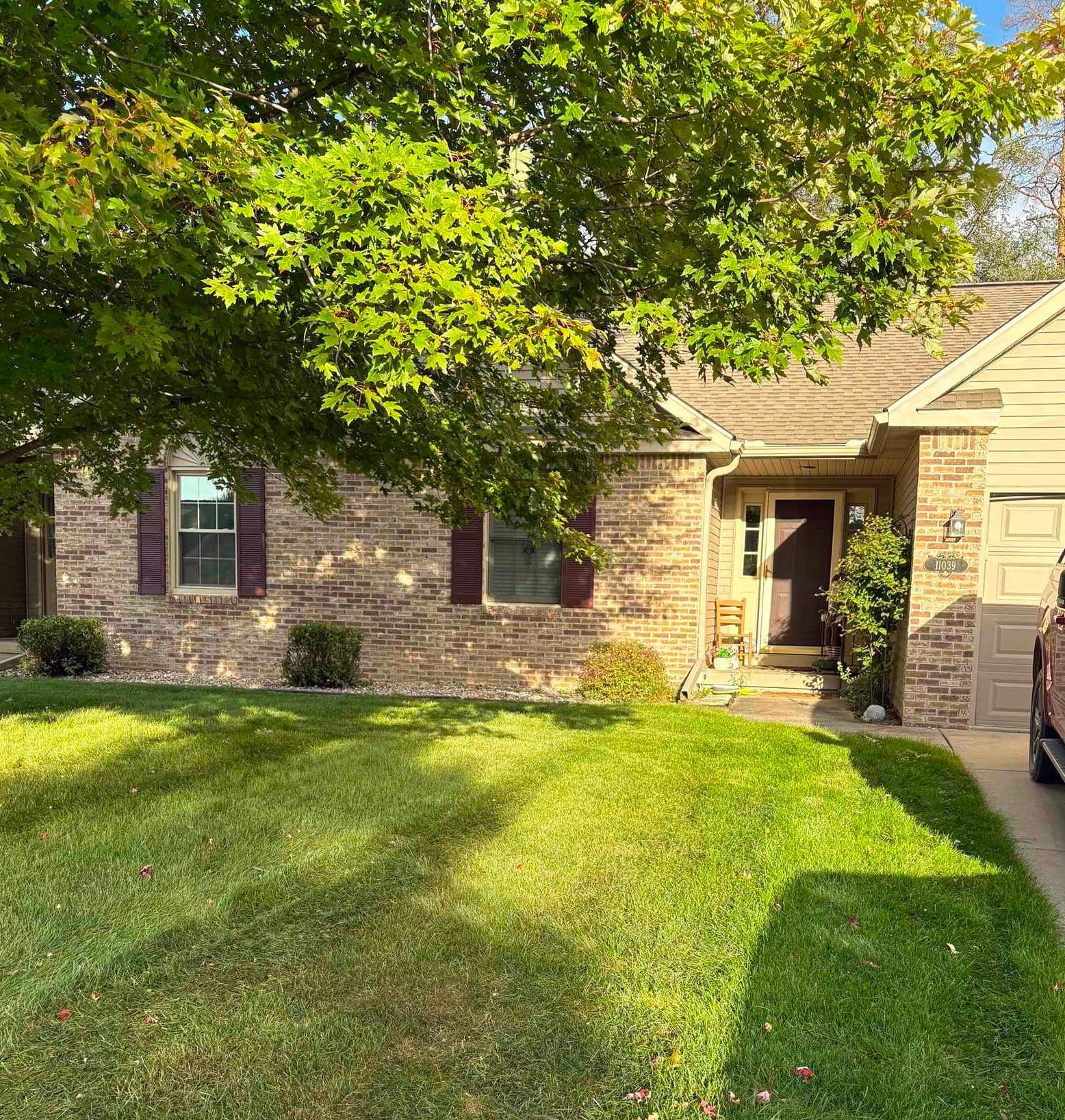 11039 Kasteel Court — photo