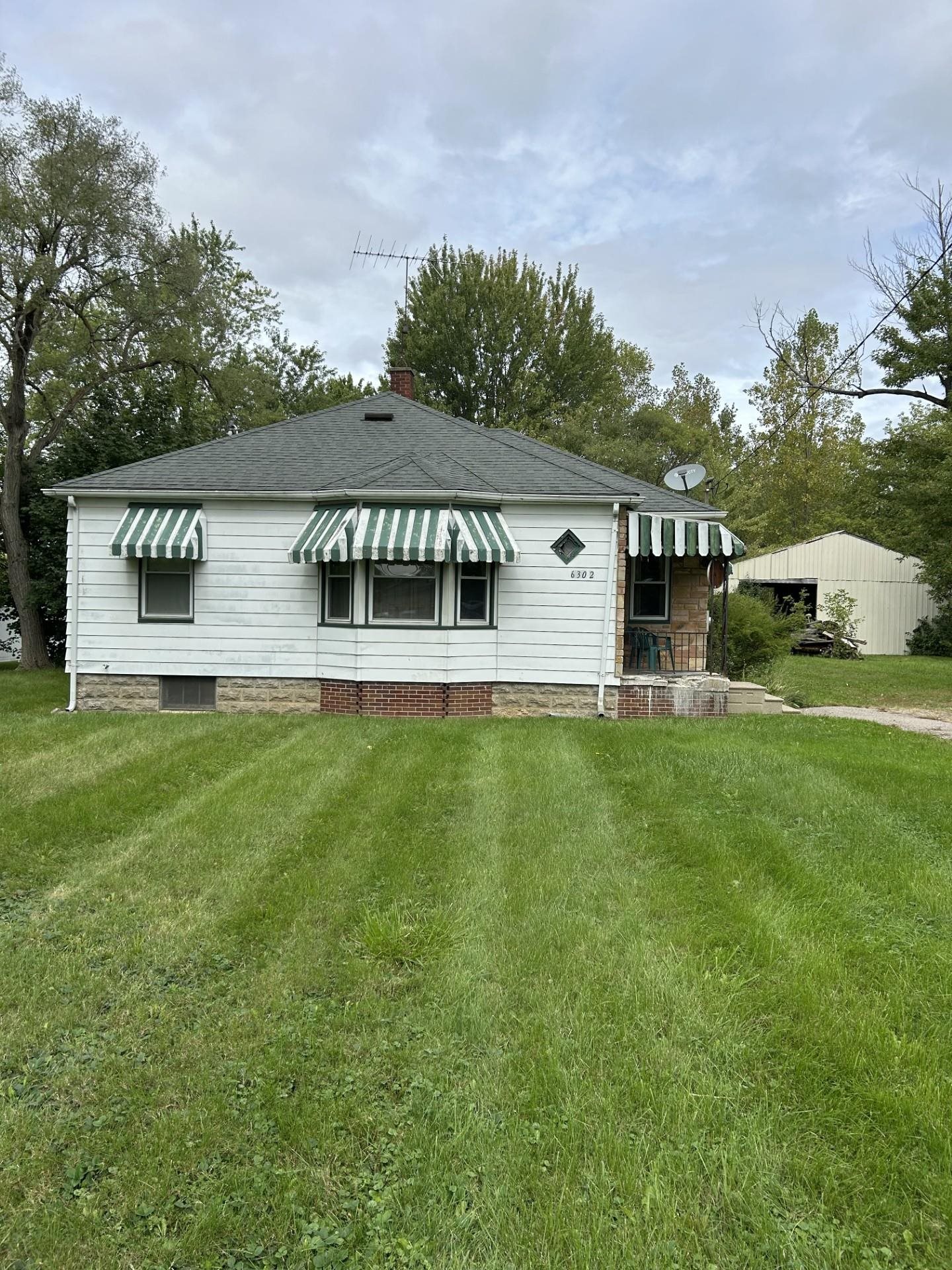6302 Corunna Road — photo