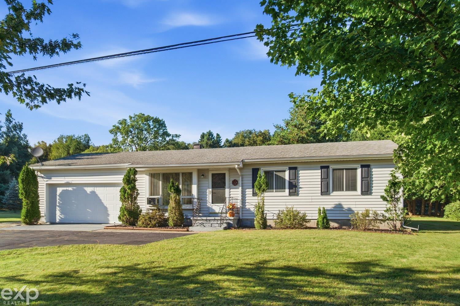 6215 Deckerville Road, Deckerville, MI 48427 — photo 2