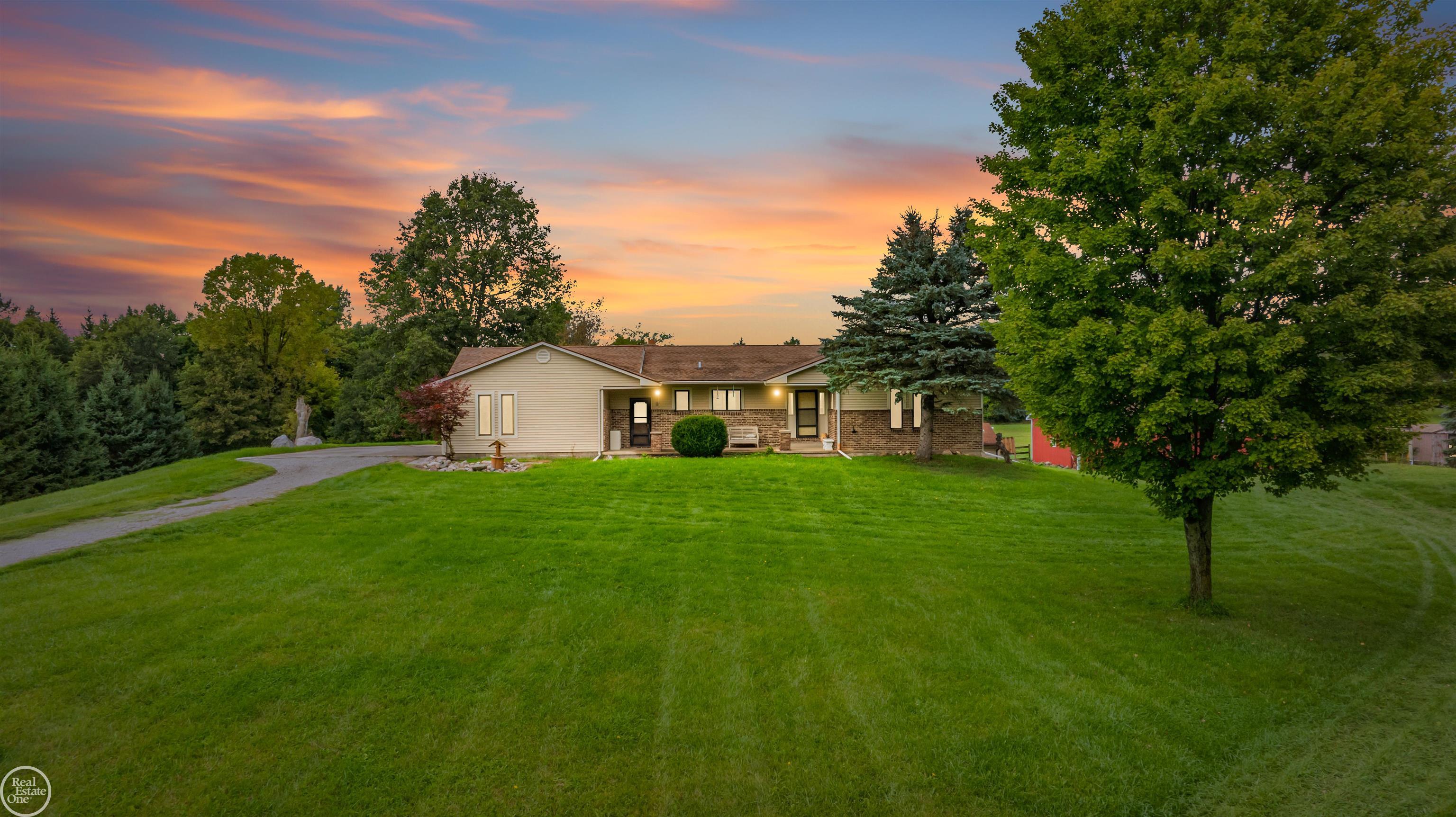 238 Parkwood Drive — photo