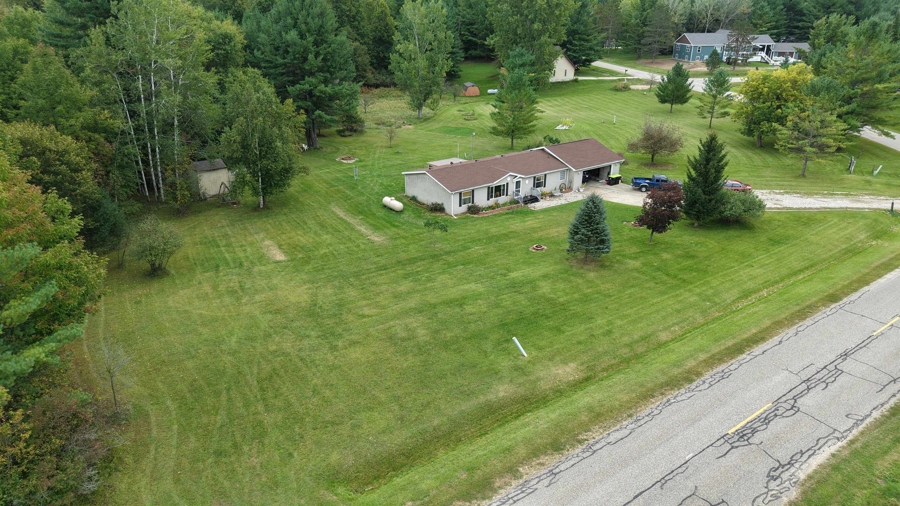 5348/5340 Avebury Way — photo