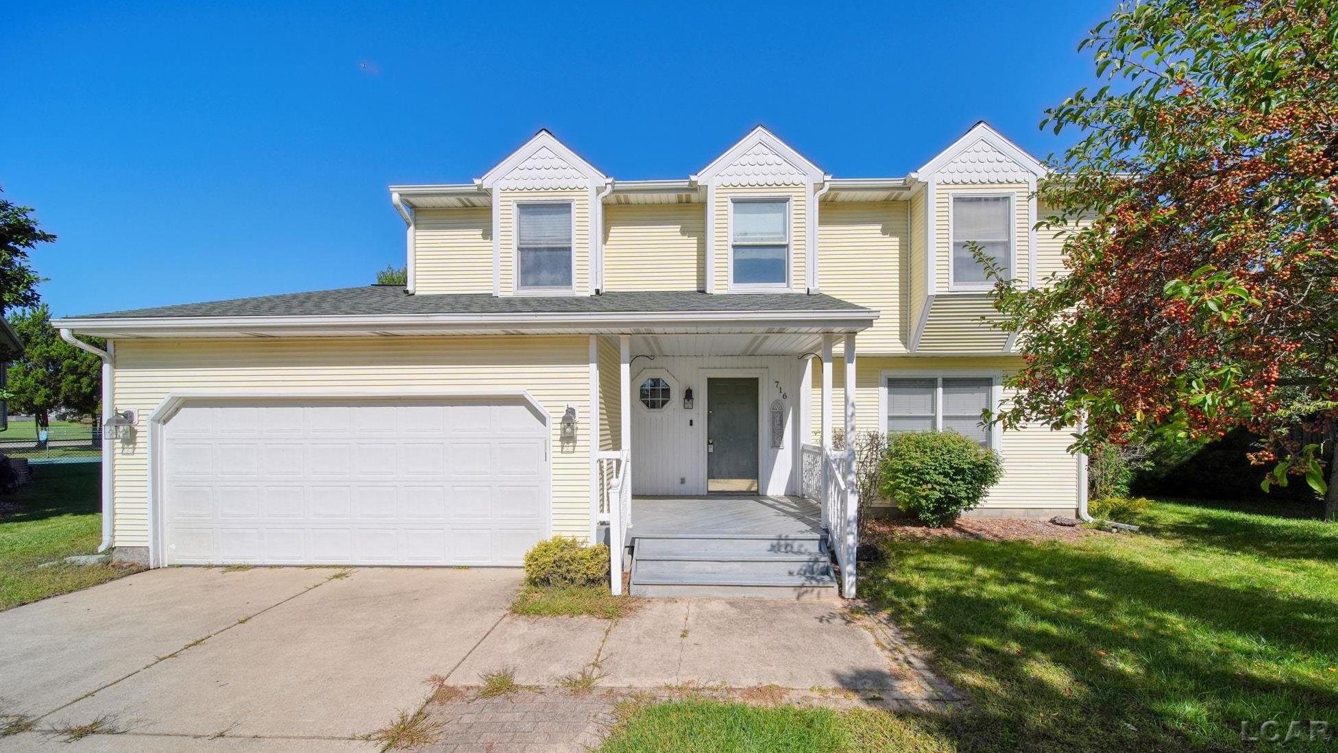 716 Pierce Court — photo