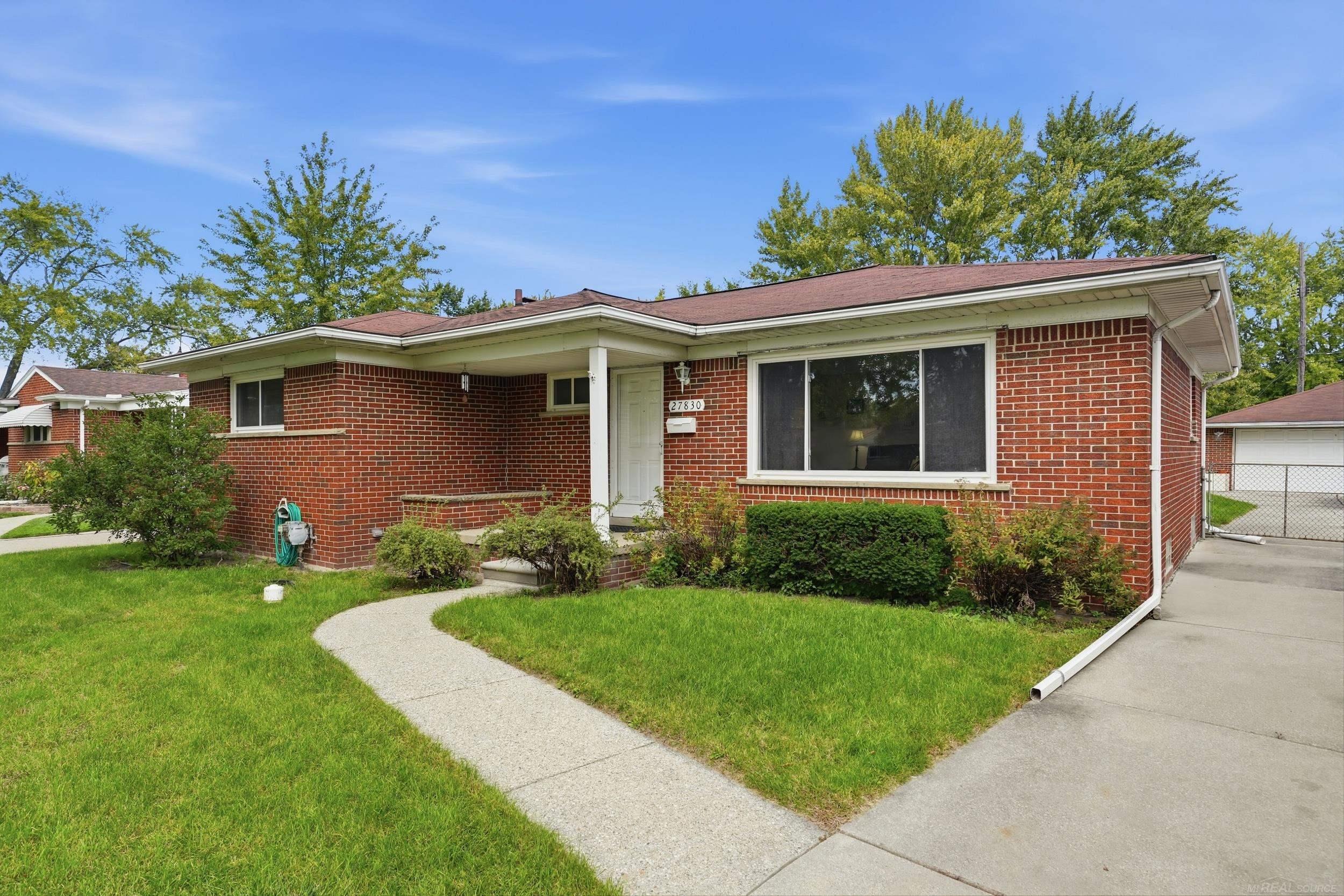 27830 Lorraine Street — photo