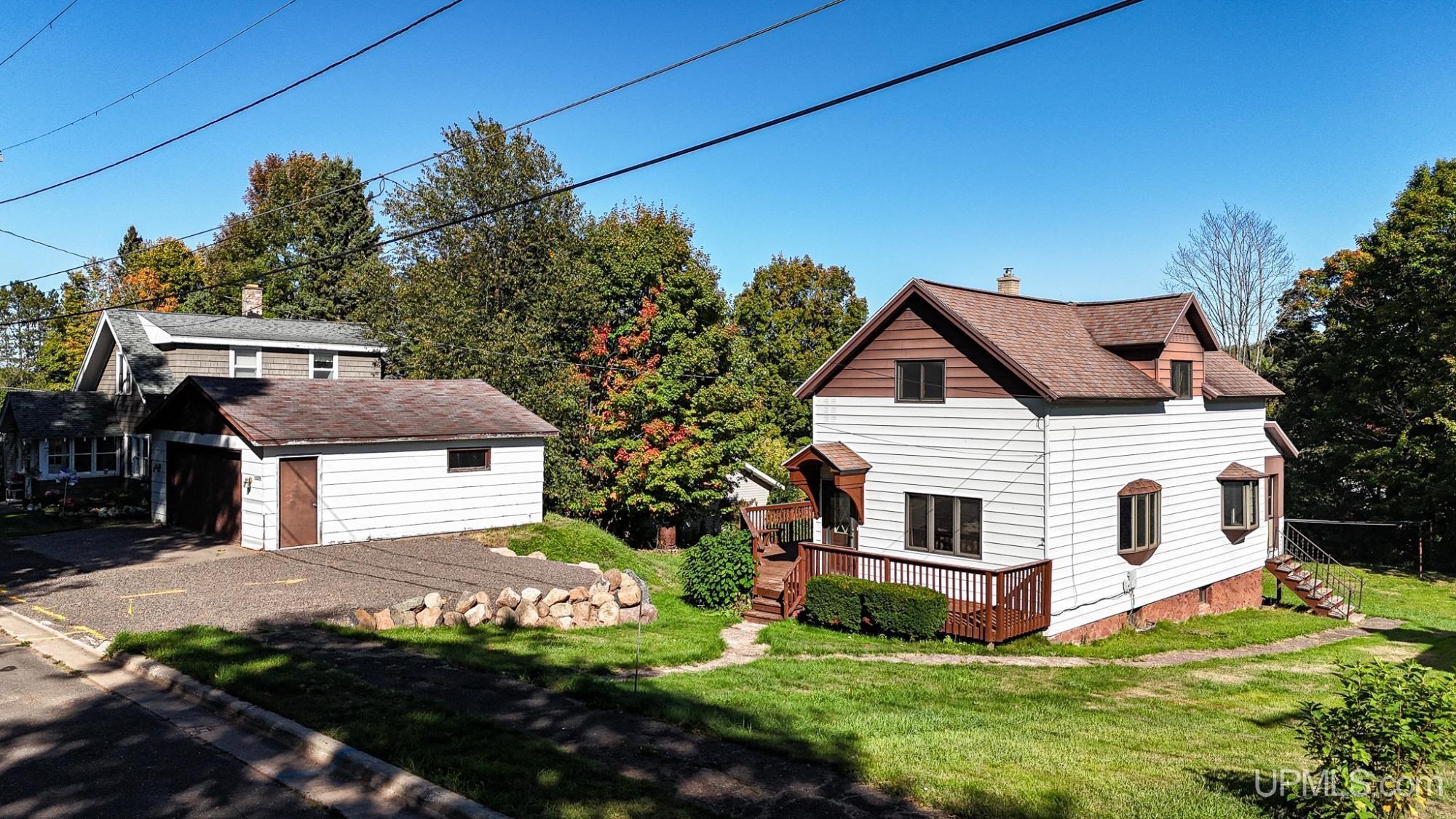 10354 N Wood Lane — photo